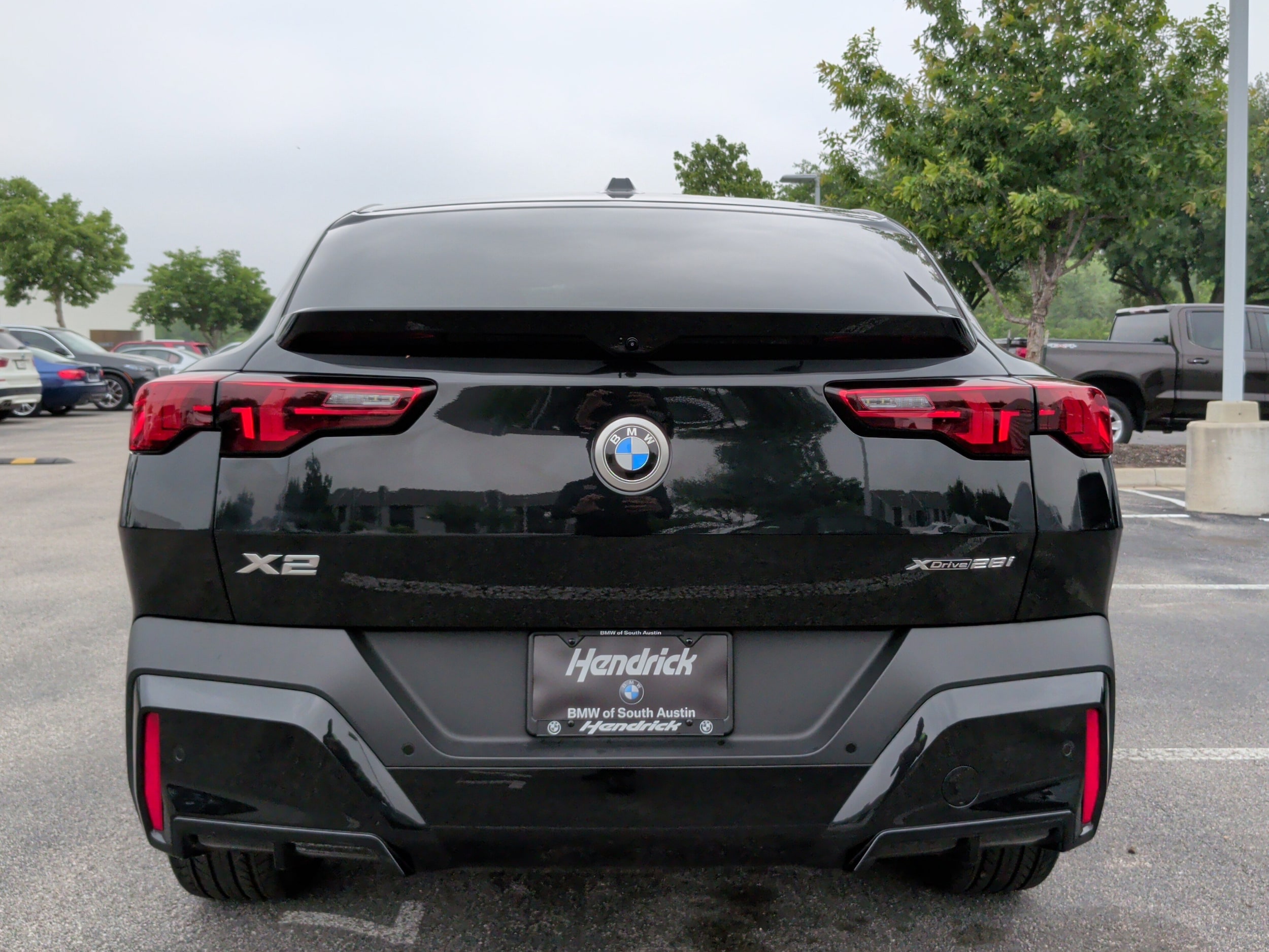 2026 BMW X2 xDrive28i photo 3