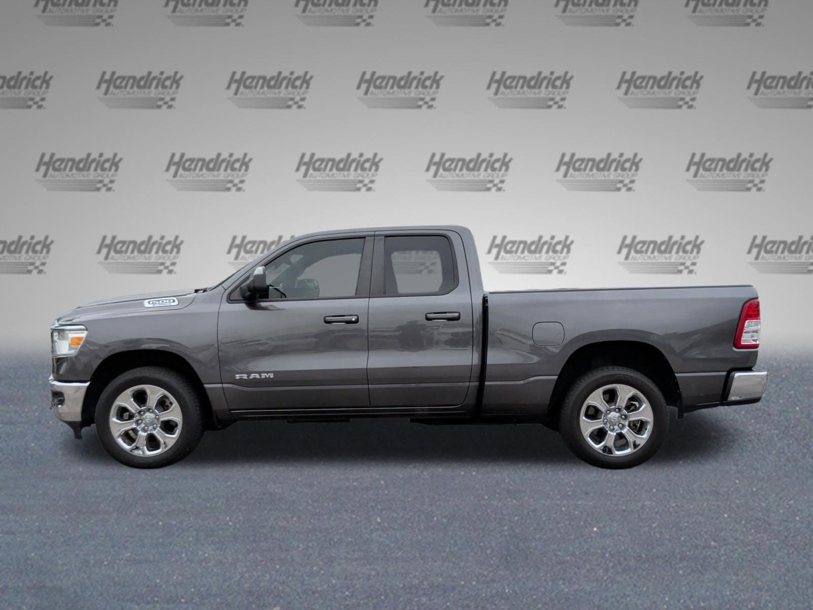 2022 Ram 1500 Big Horn 4x4 Quad Cab photo 5