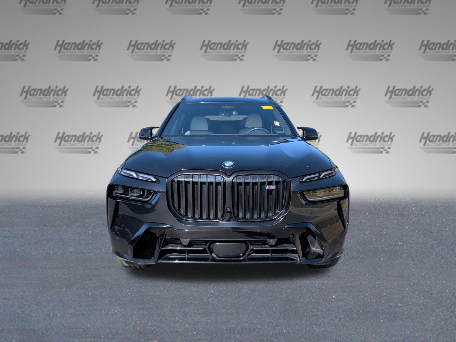 2024 BMW X7 M60i photo 4