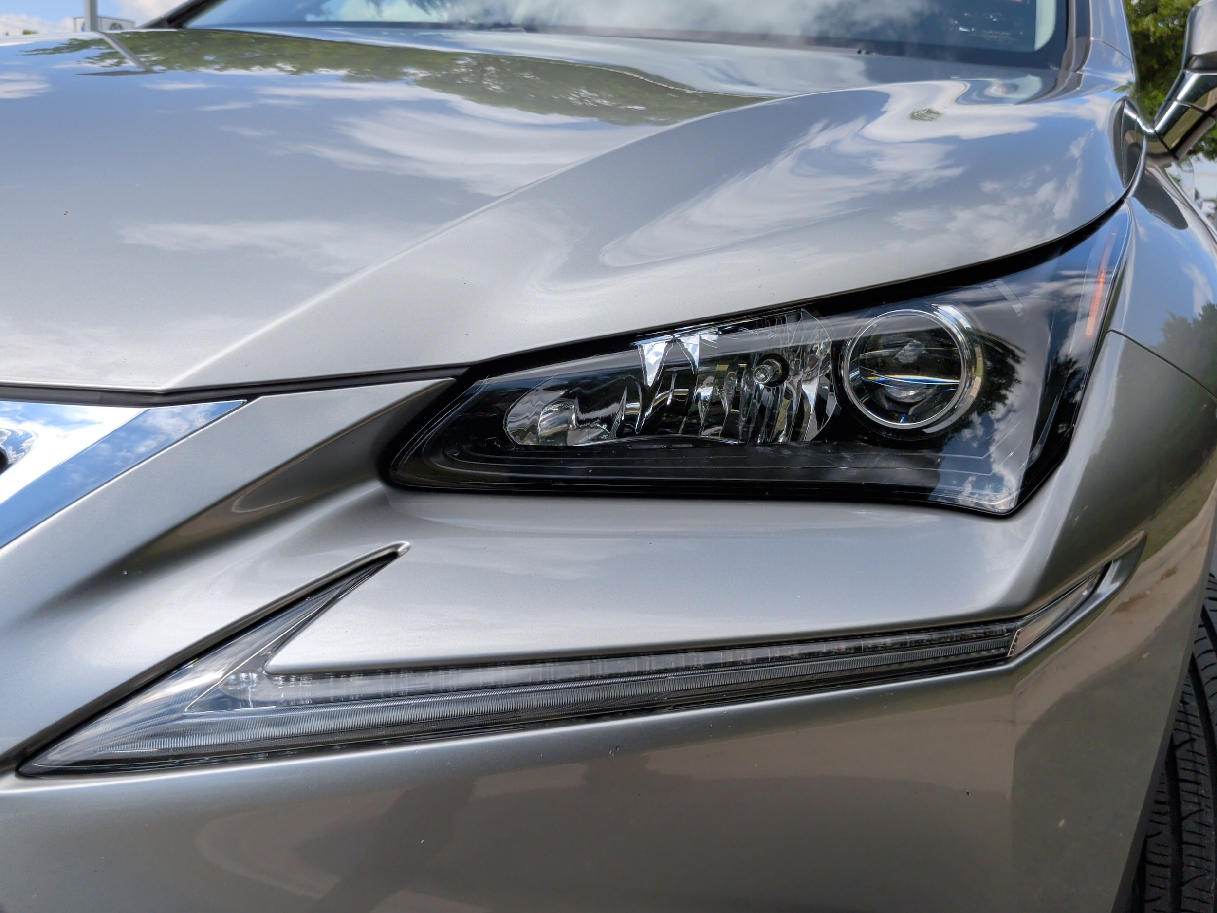 2016 LEXUS NX 200t photo 2