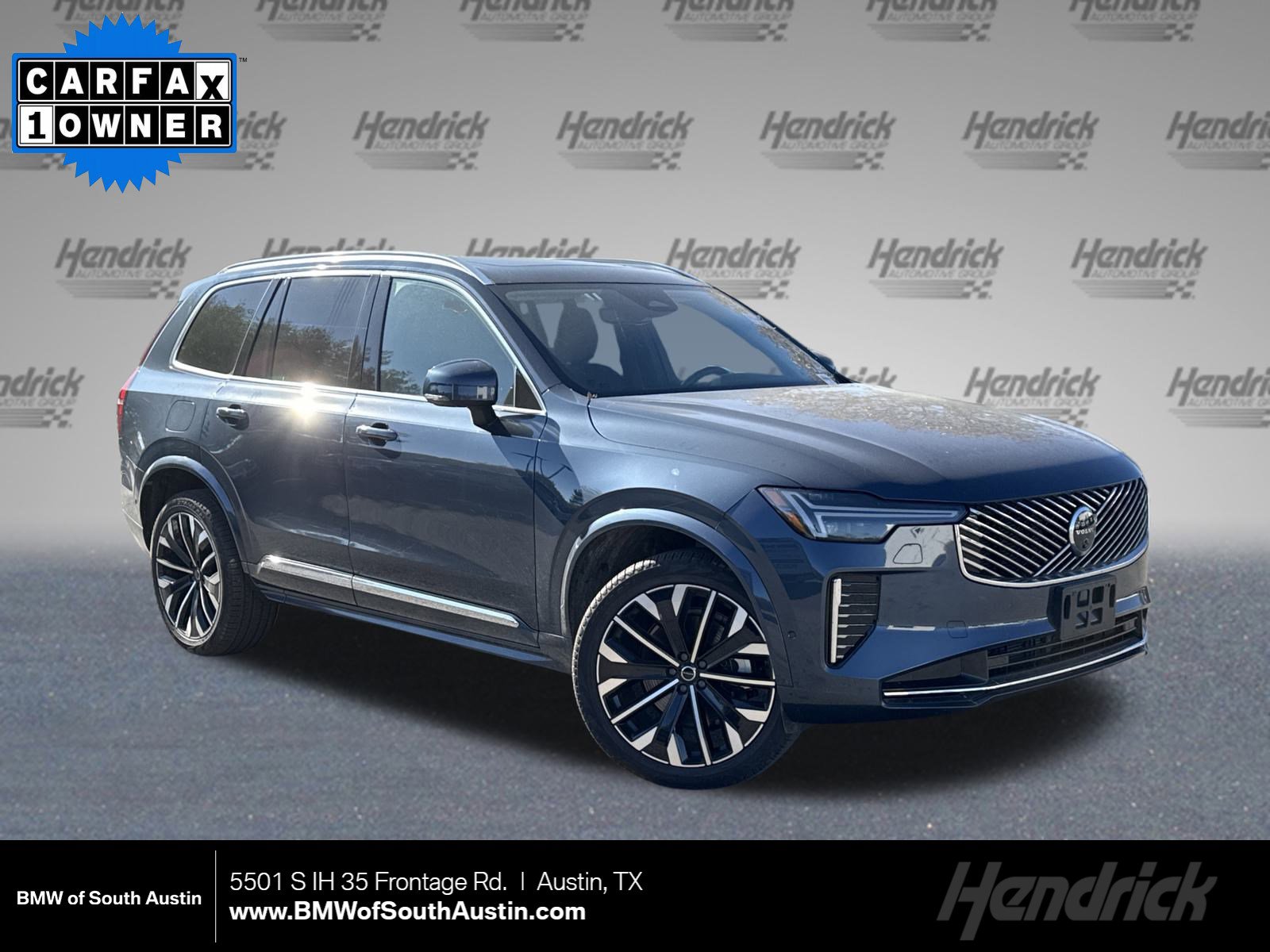 2025 Volvo XC90 Plus's photo