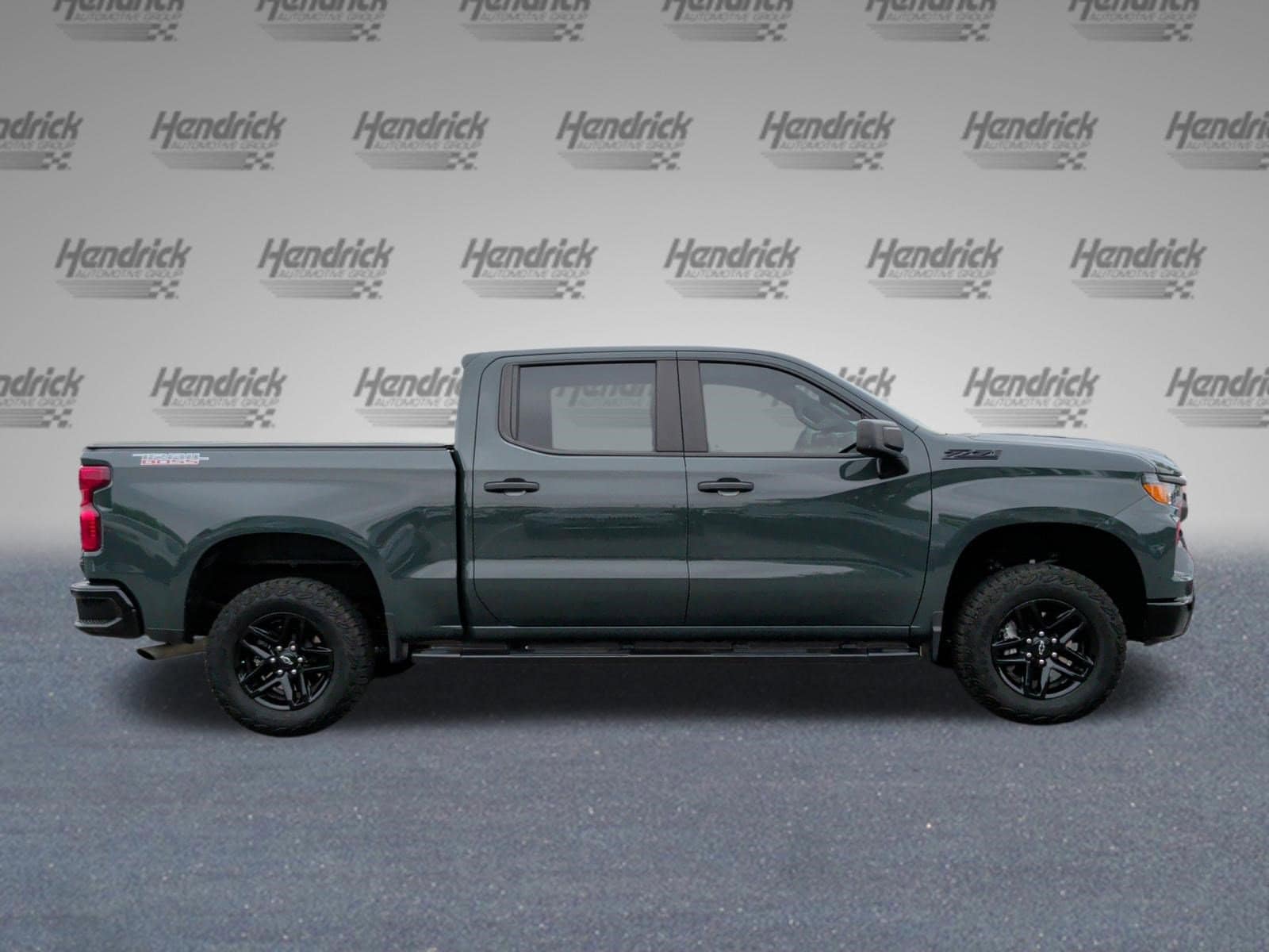2025 Chevrolet Silverado 1500 Custom Trail Boss photo 4