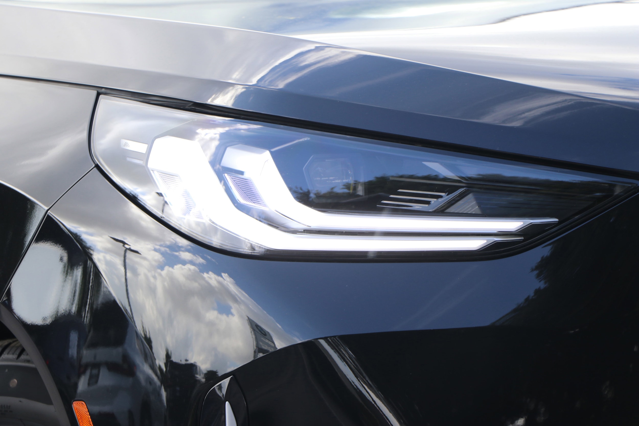 2025 BMW X3 30 xDrive photo 4