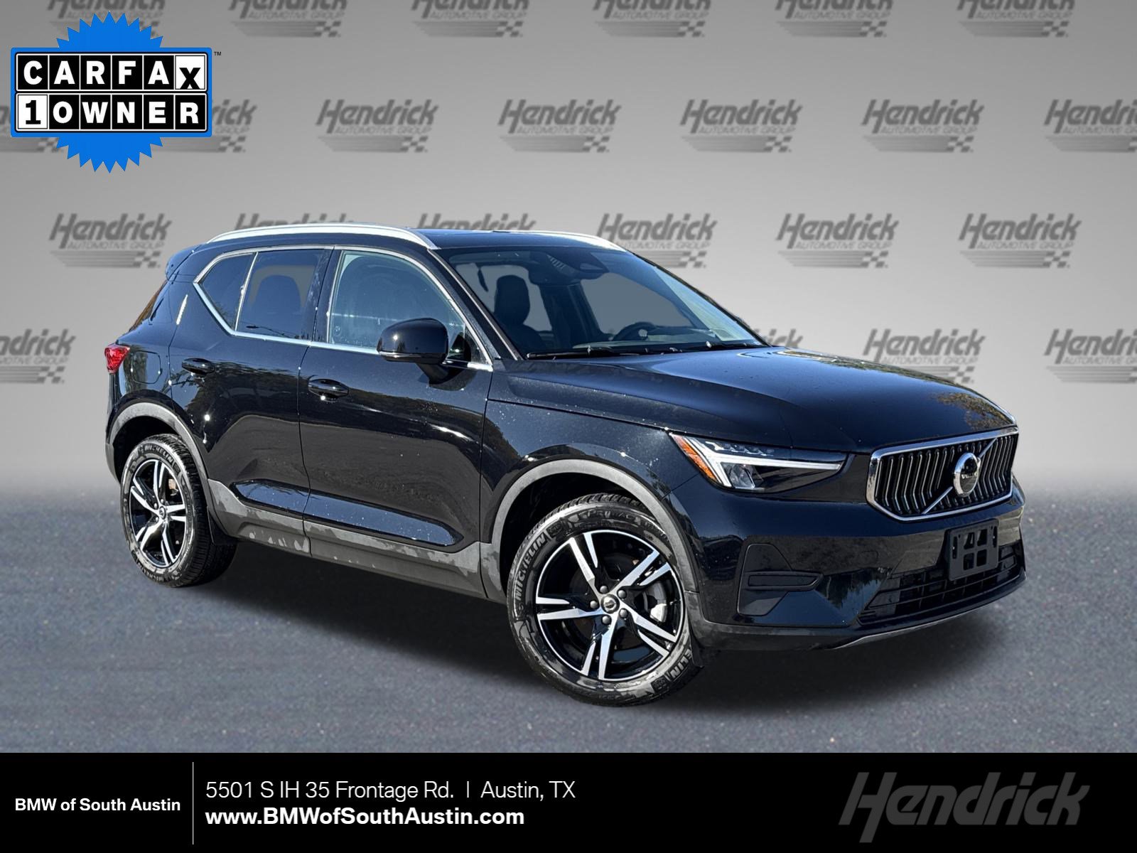 2025 Volvo XC40 Core
