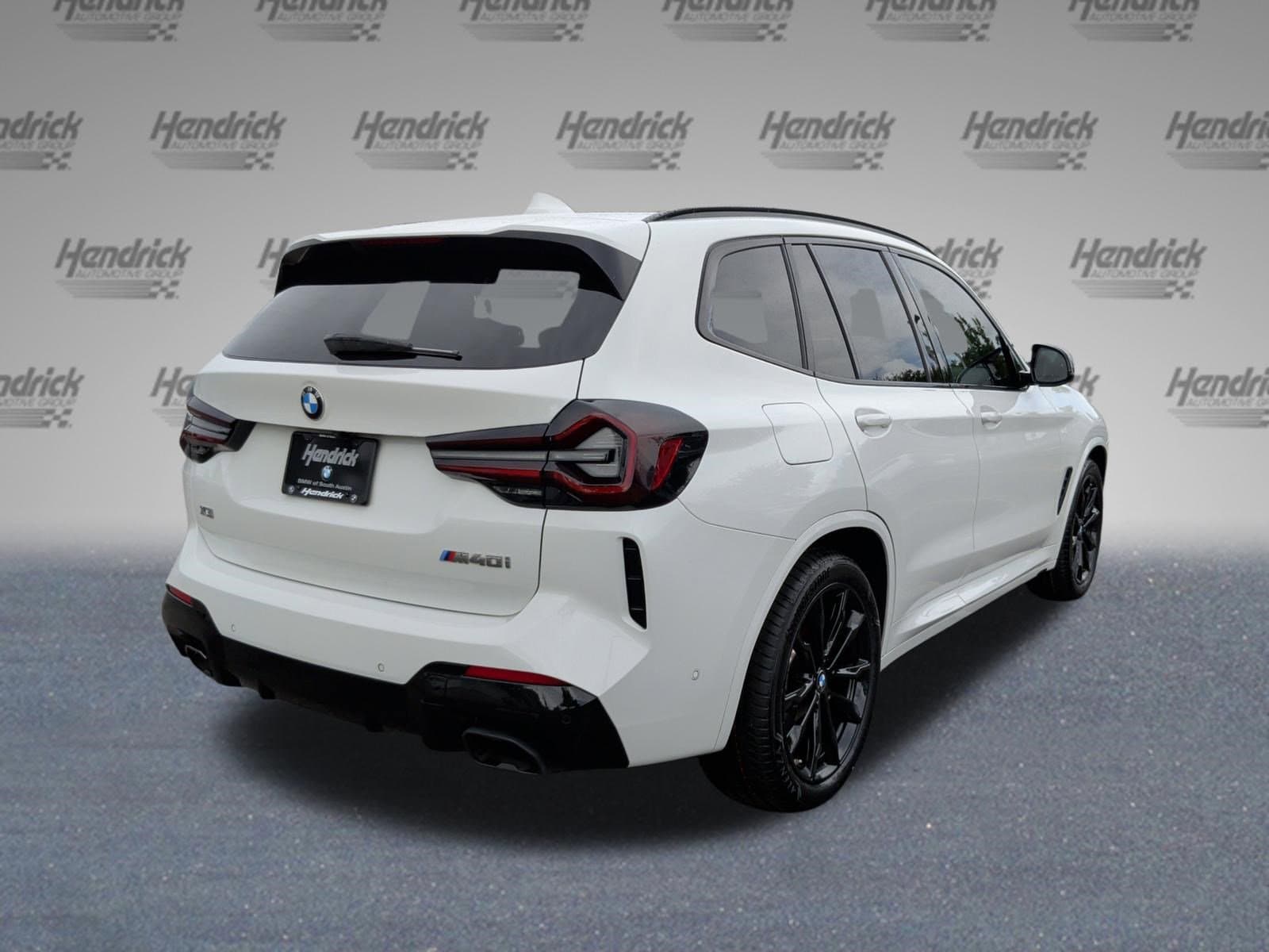 2024 BMW X3 M40i photo 6