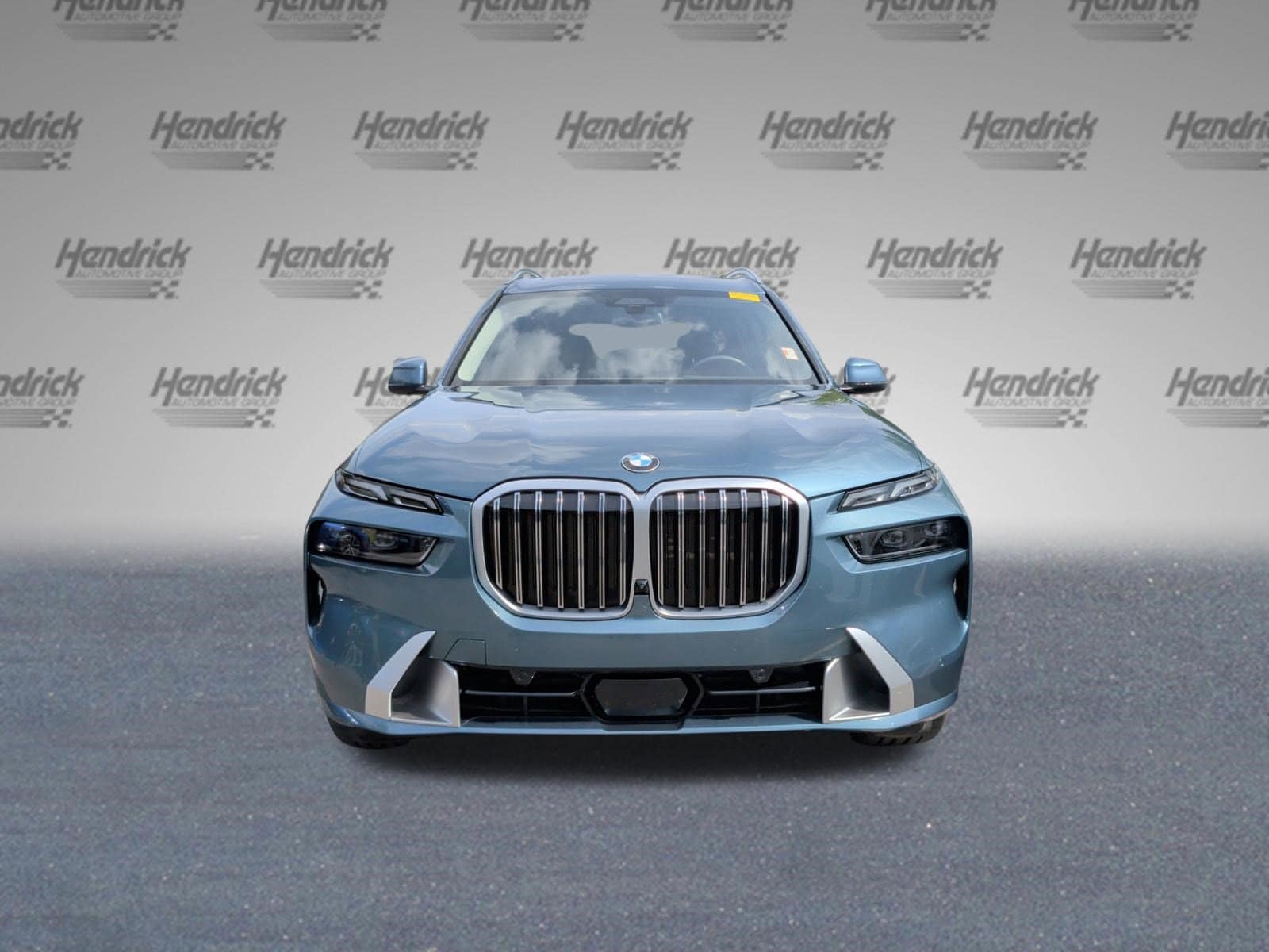 2024 BMW X7 xDrive40i photo 4
