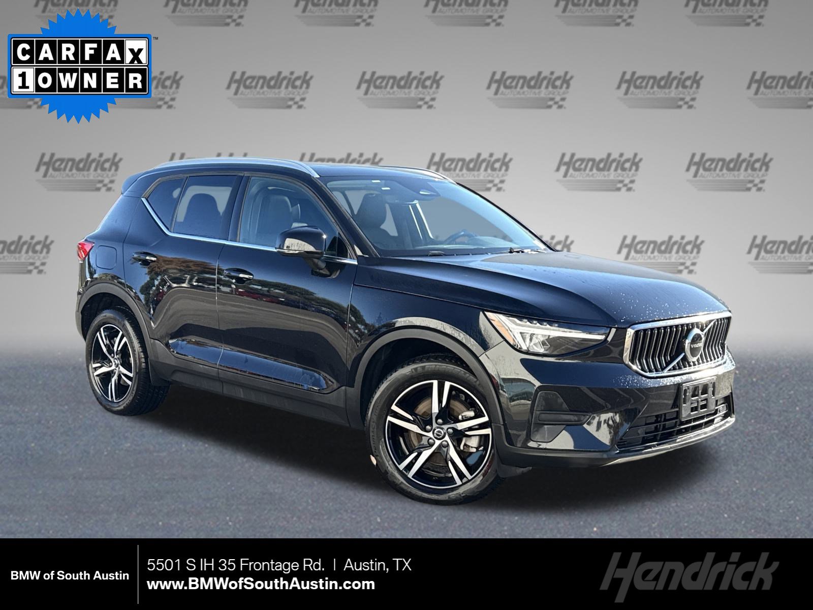2025 Volvo XC40 Core