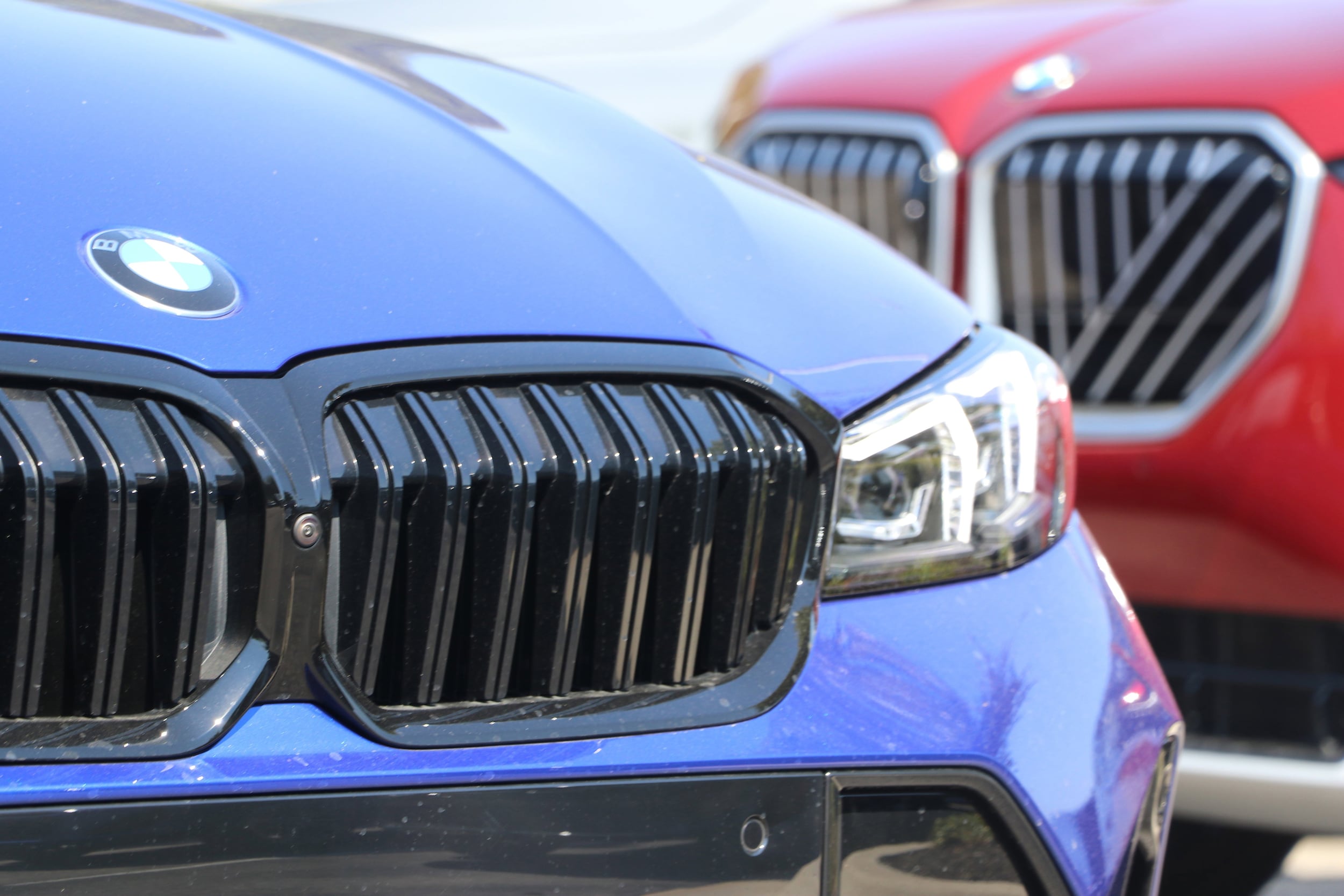 2025 BMW 330i 330i photo 5