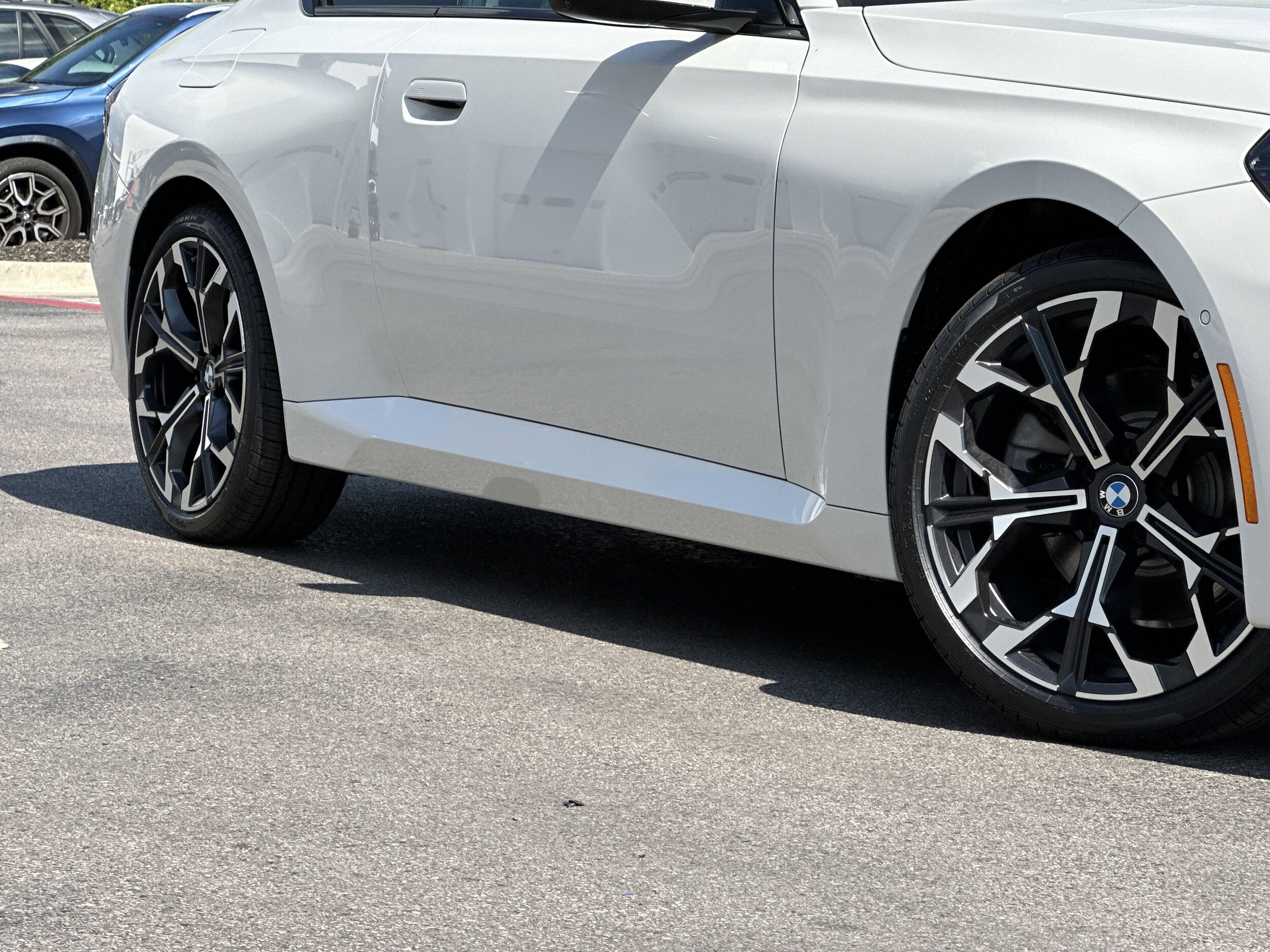 2025 Bmw 230i xDrive photo 3