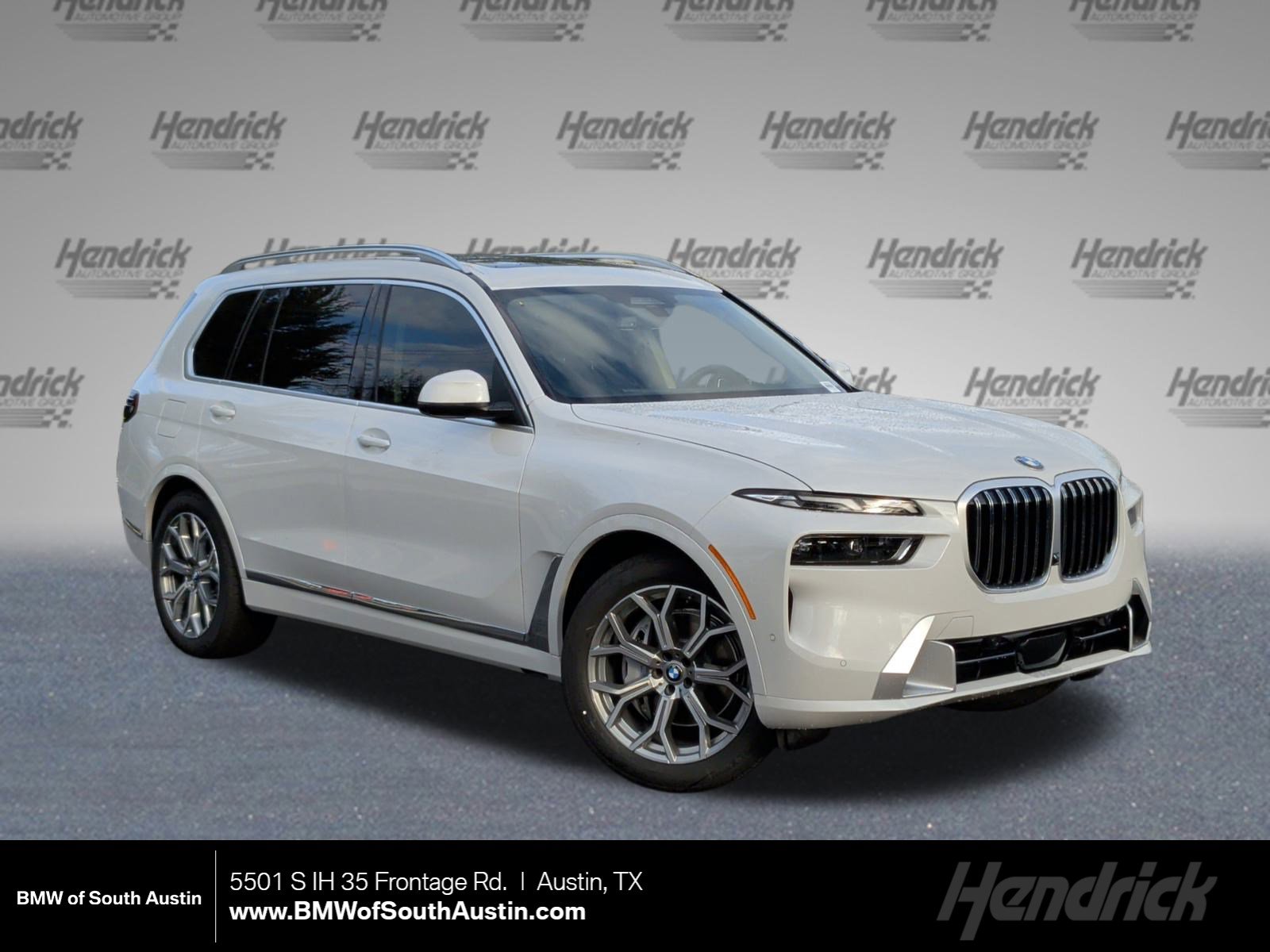 2026 BMW X7 40i's photo