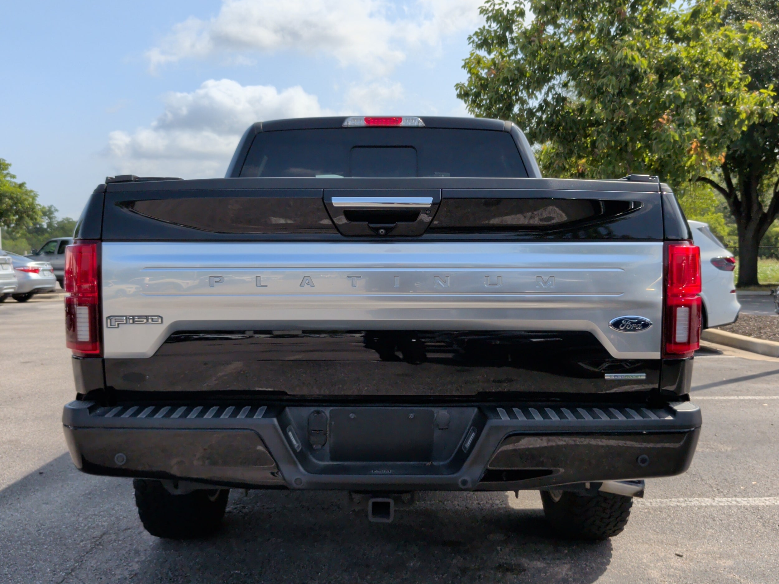 Ford F-150 Platinum 4WD SuperCrew