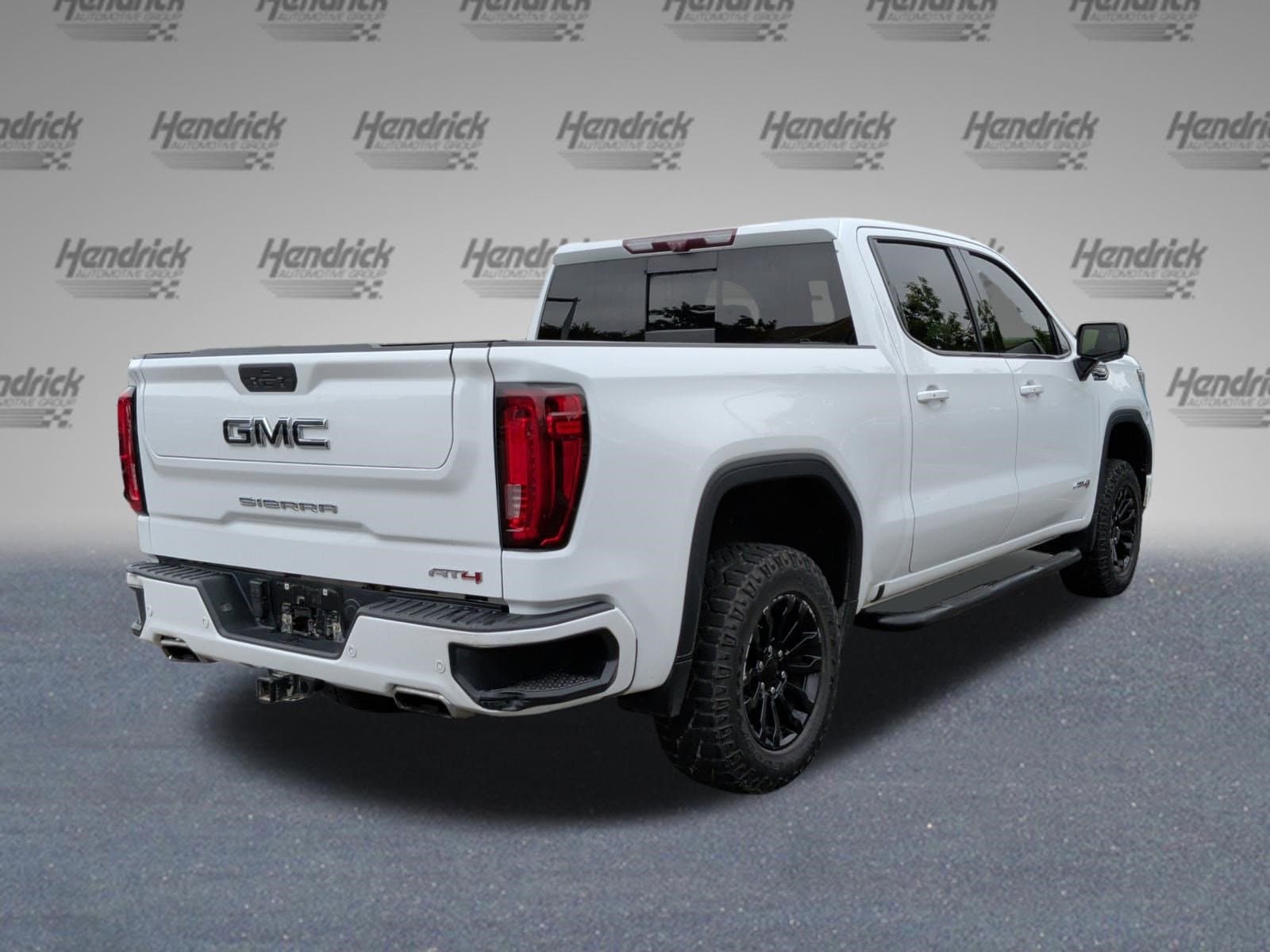 2020 GMC Sierra 1500 AT4 4WD Crew Cab photo 6