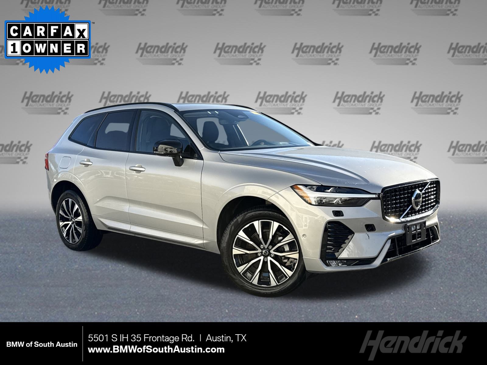 2025 Volvo XC60 Plus's photo