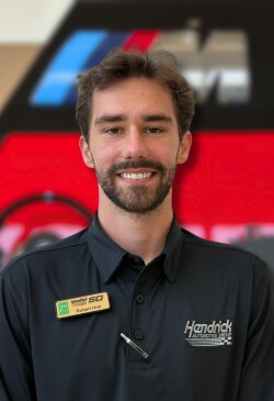 Staff member Robert Holt from ID_72c7b672e5db