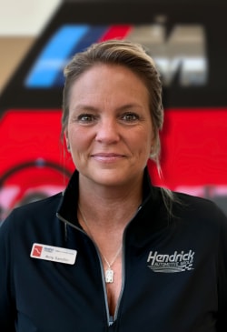 Staff member Amy Sandlin from ID_72c7b672e5db