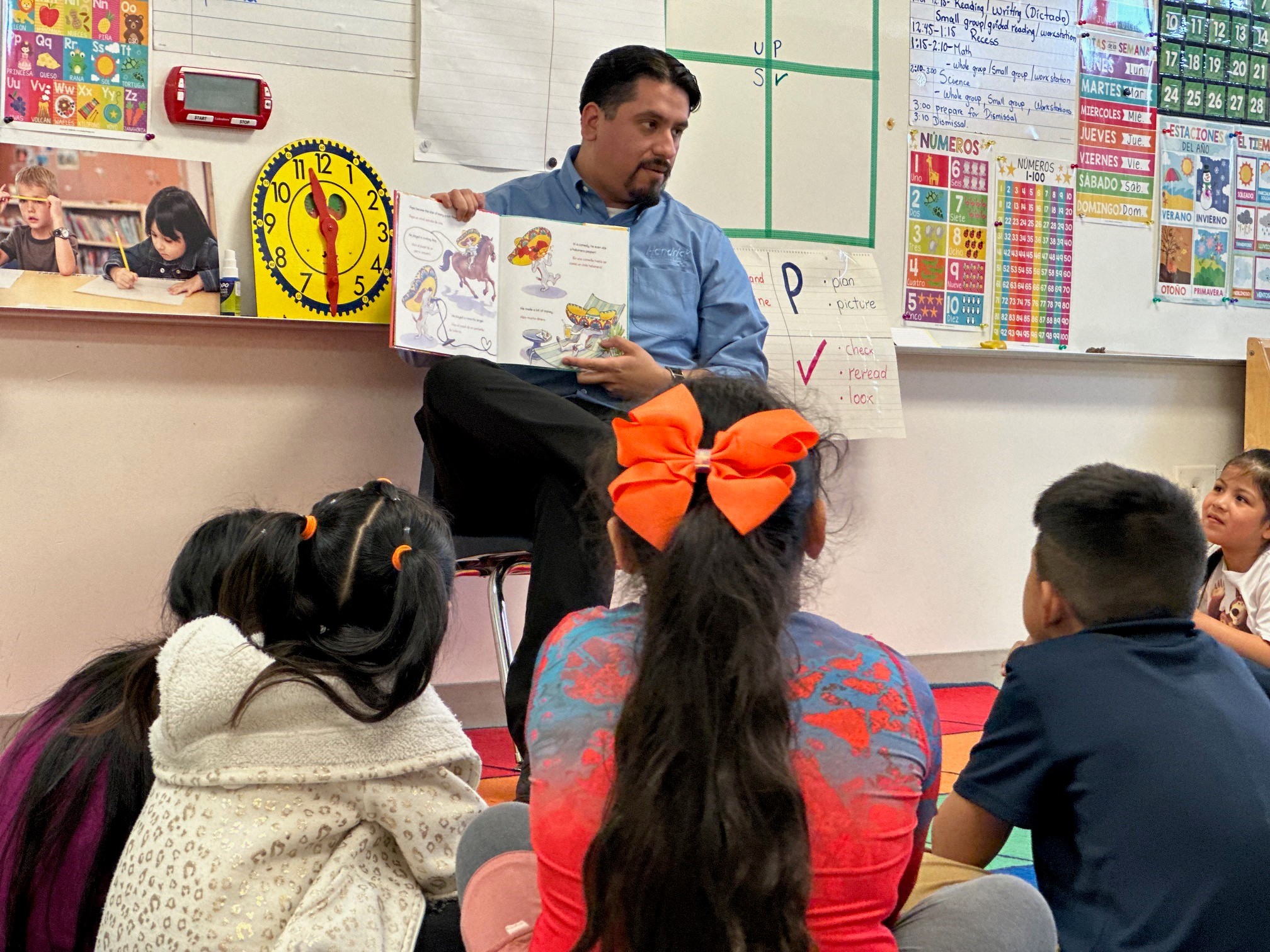 Read Across America with Rodriguez Elementary Read Across America with Rodriguez Elementary