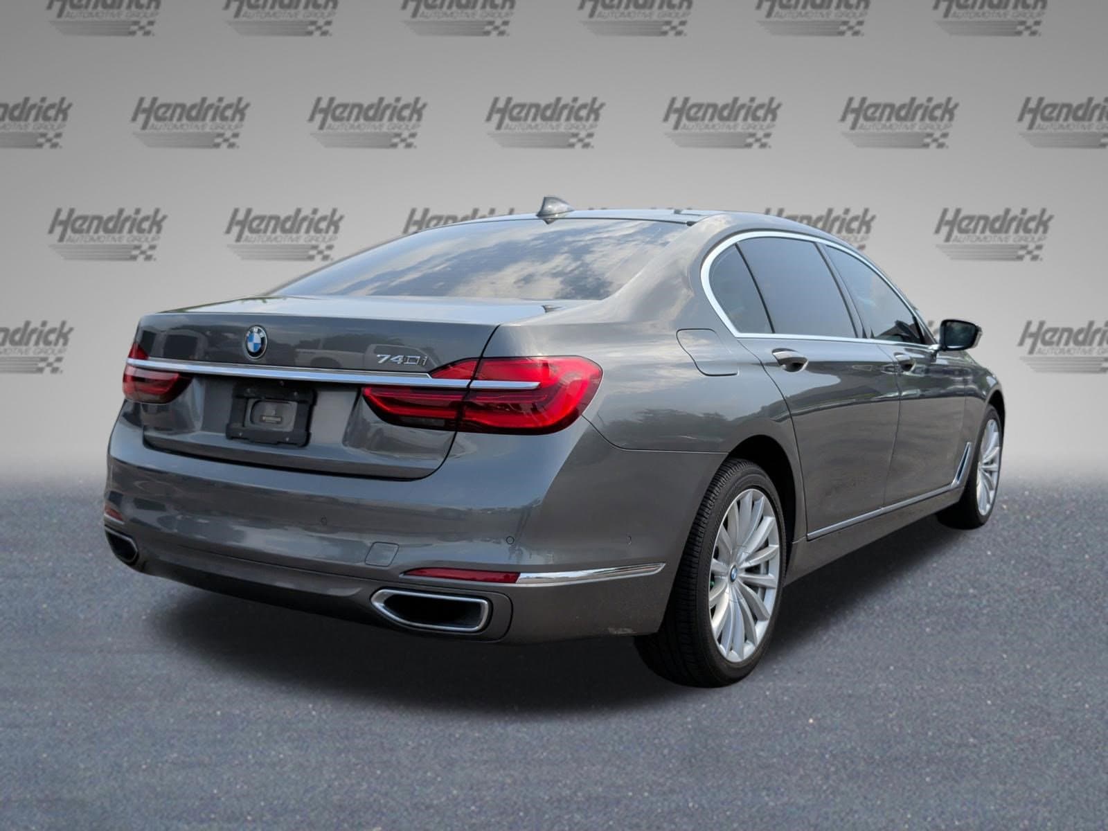2016 BMW 740 740i photo 5
