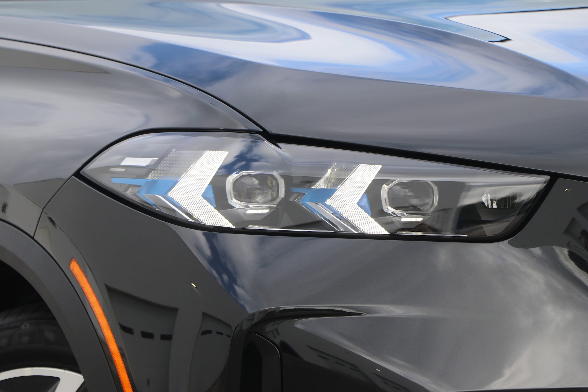 2026 BMW X5 sDrive40i photo 4