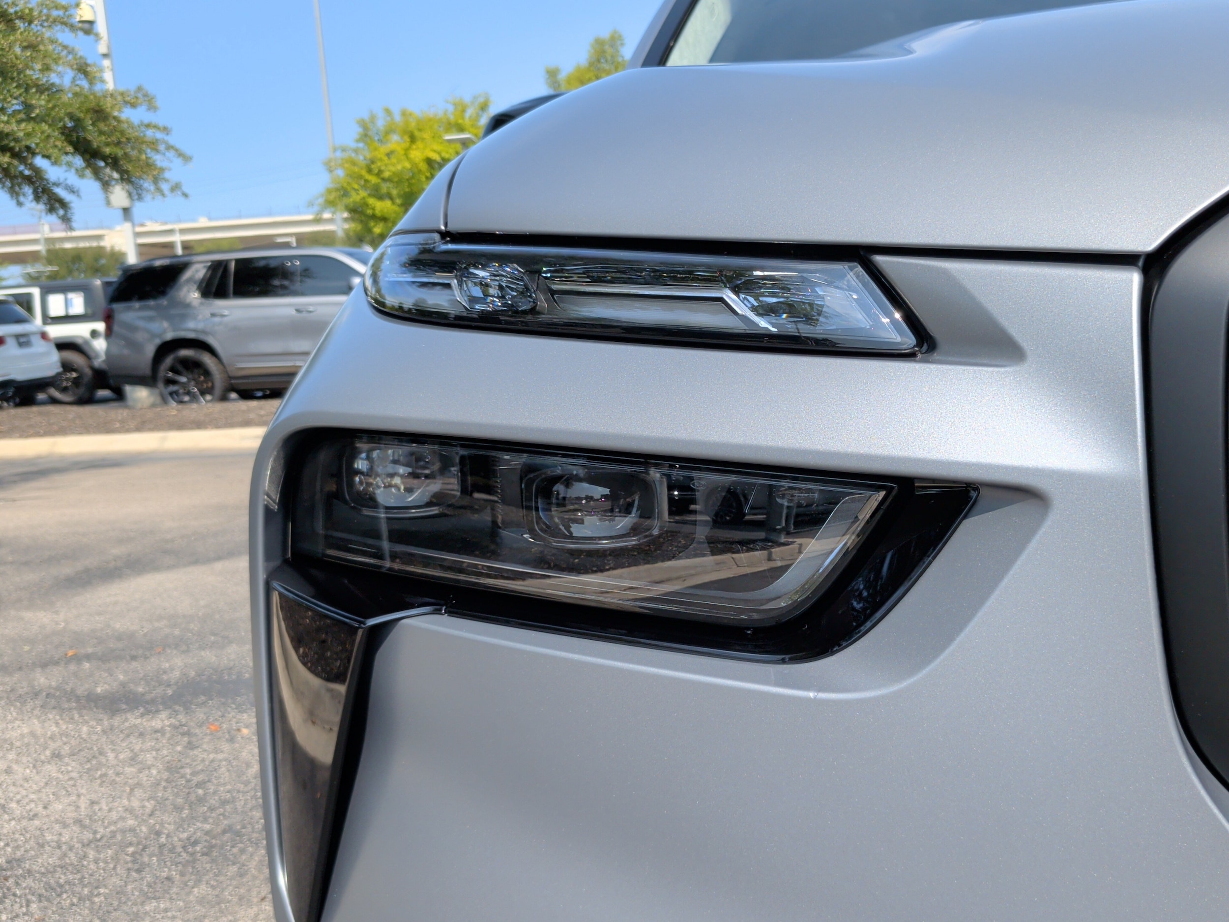 2027 BMW X7 M60i