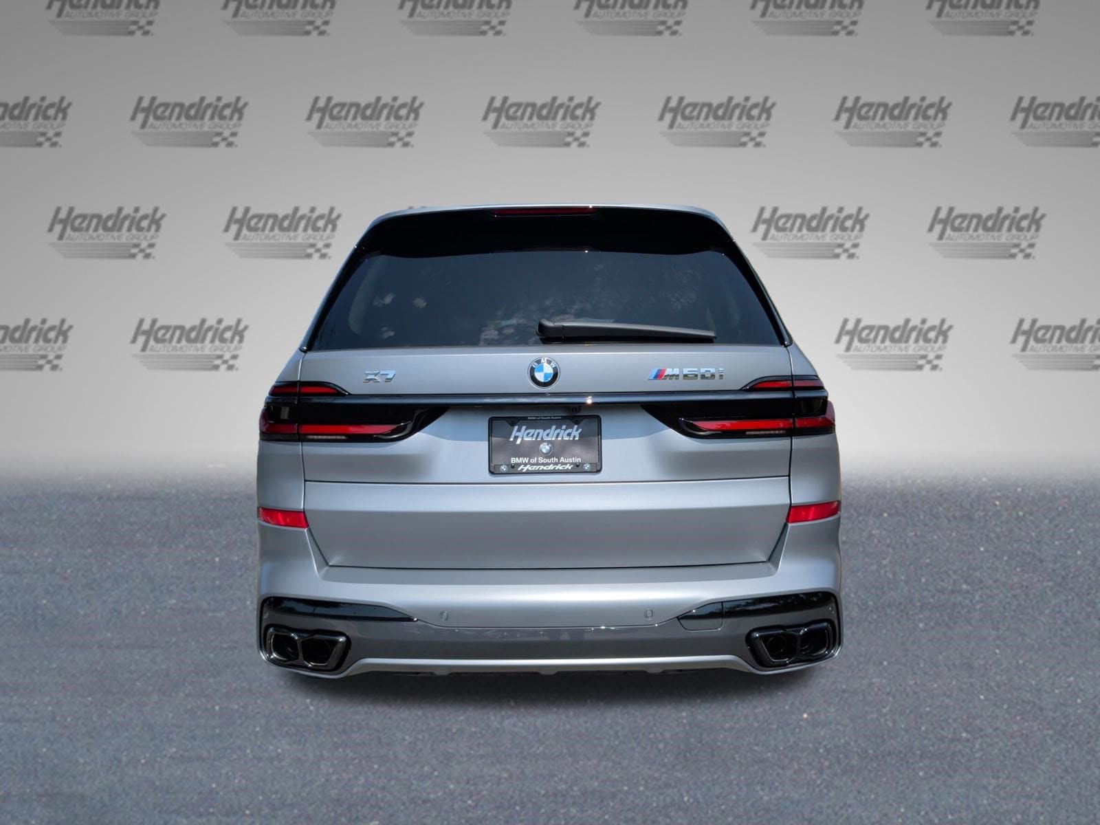 2027 BMW X7 M60i