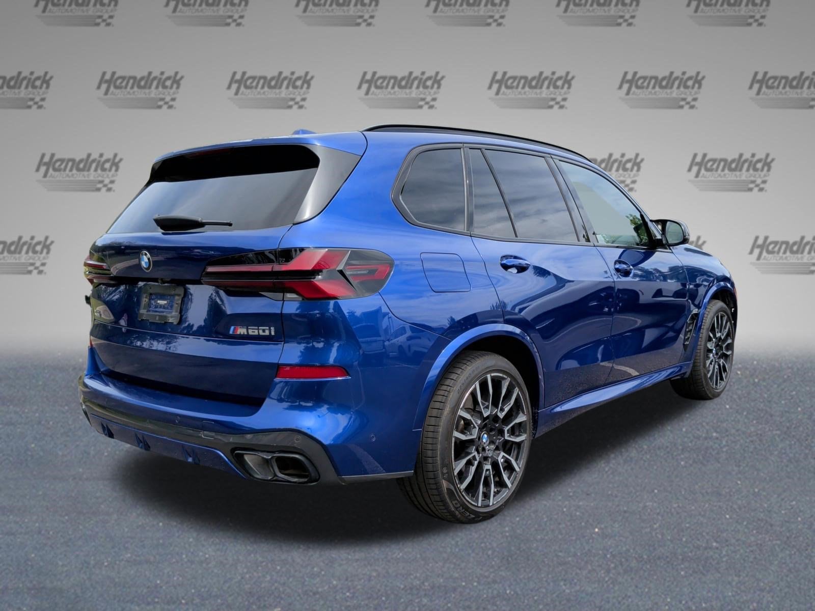 2024 BMW X5 M60i photo 6