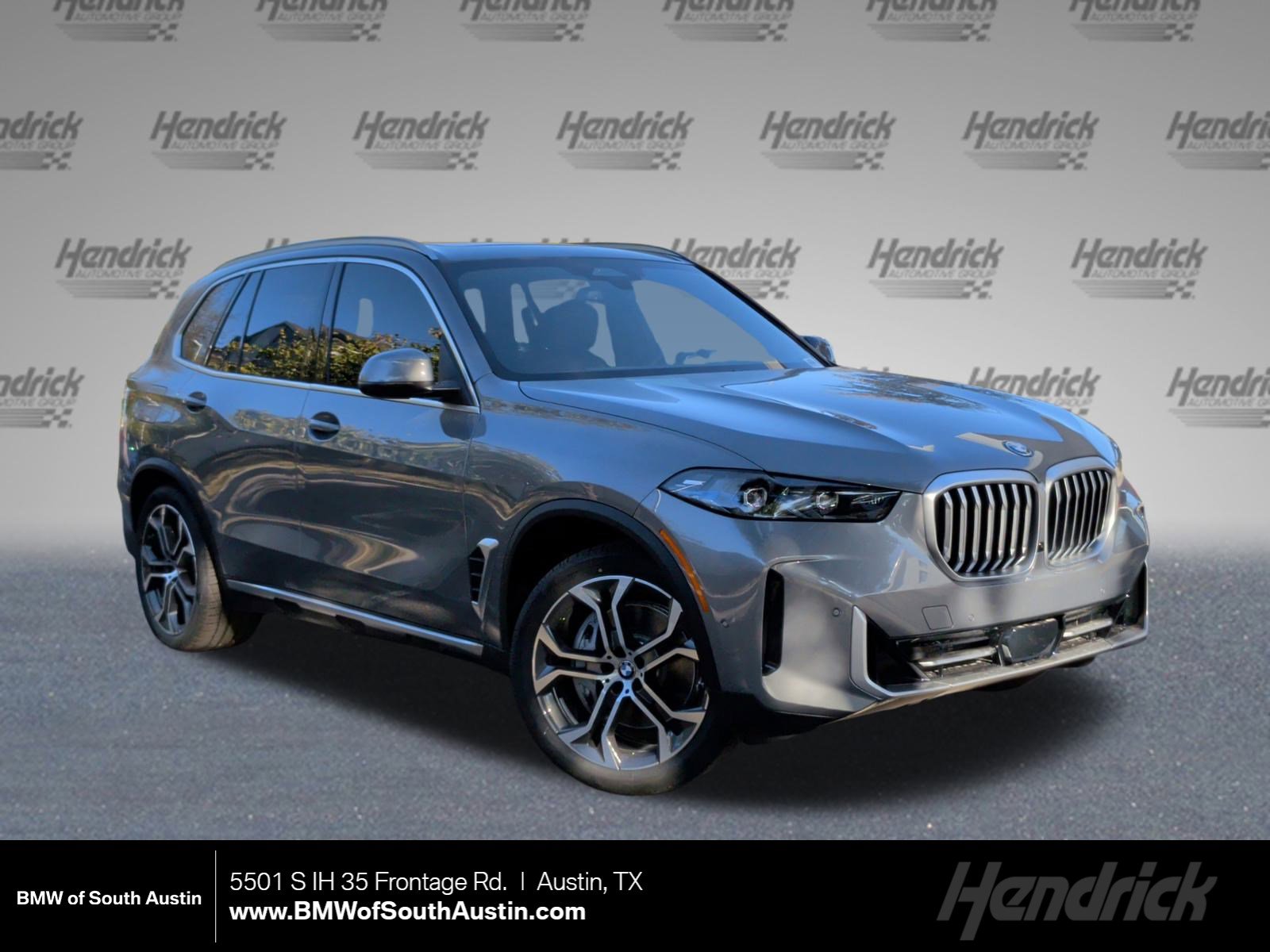 2026 BMW X5 50e's photo