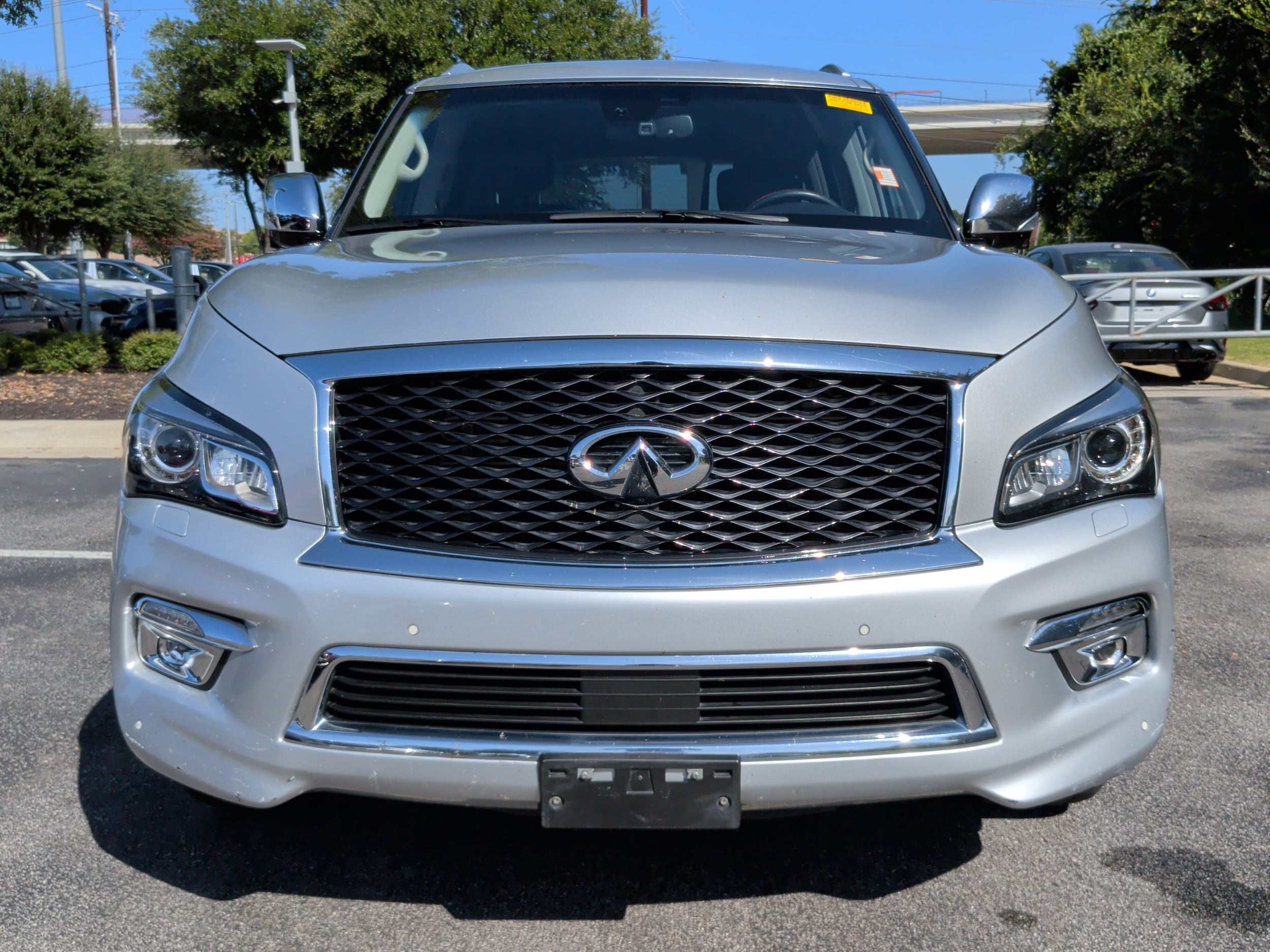 INFINITI QX80