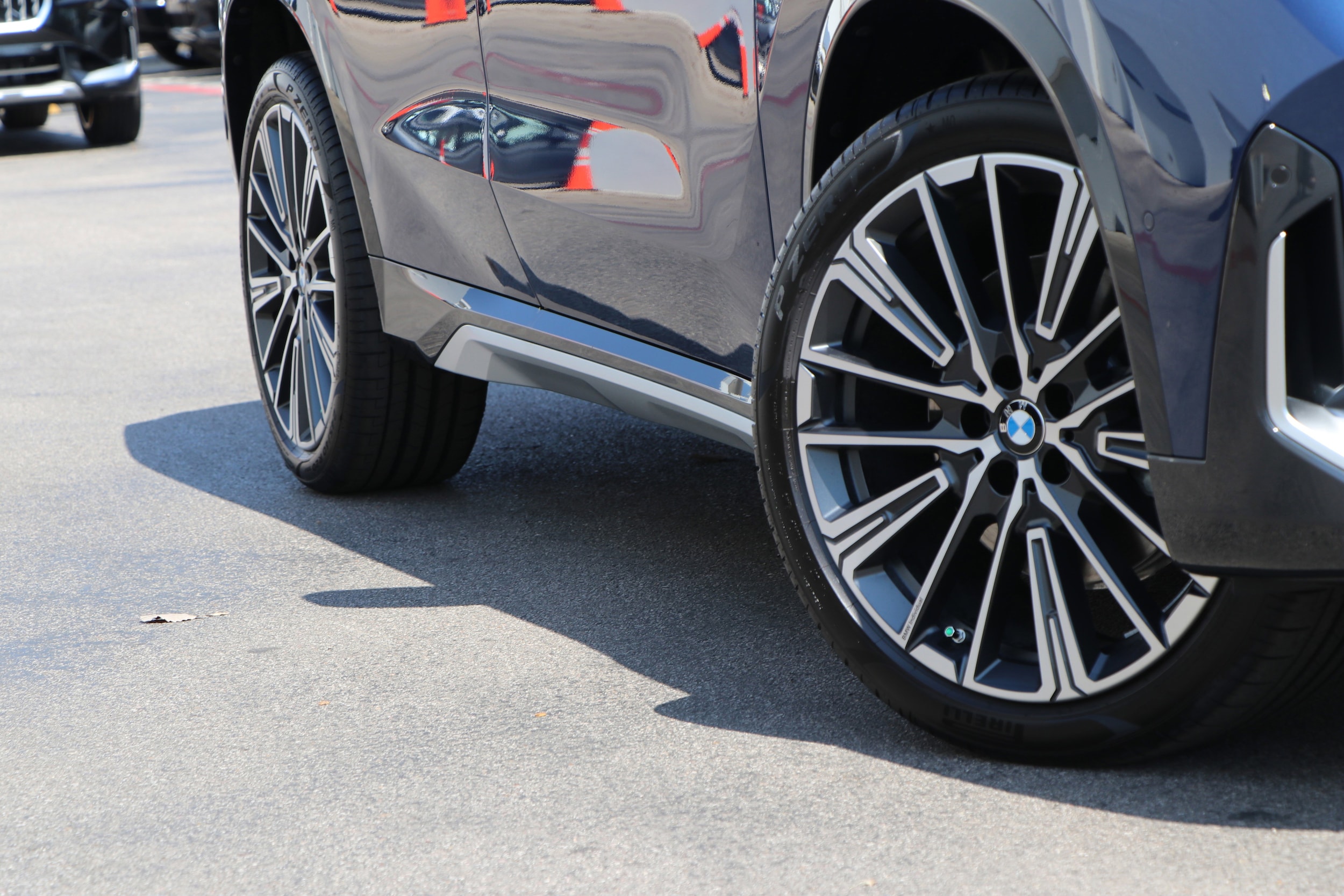 2025 BMW X1 xDrive28i photo 2