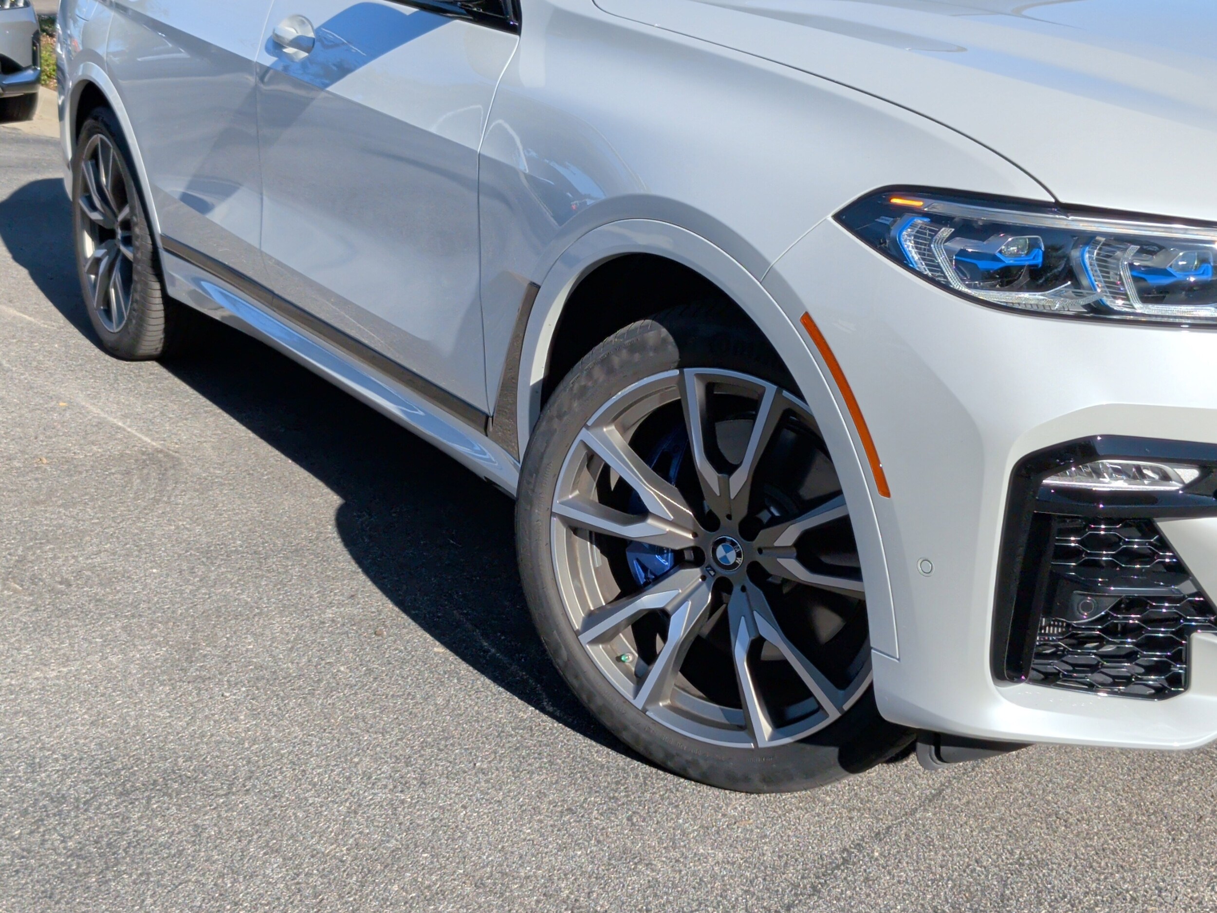 2022 Bmw X7 M50i photo 3