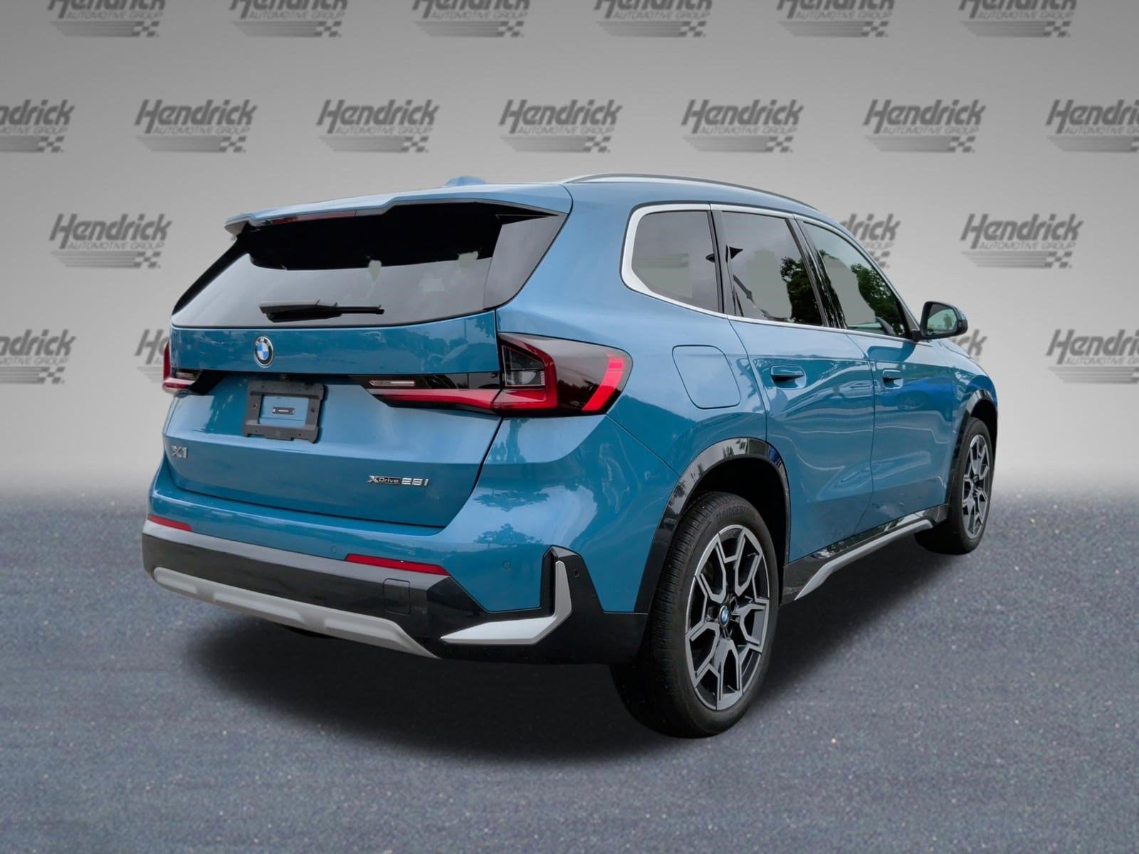 2025 BMW X1 xDrive28i photo 5