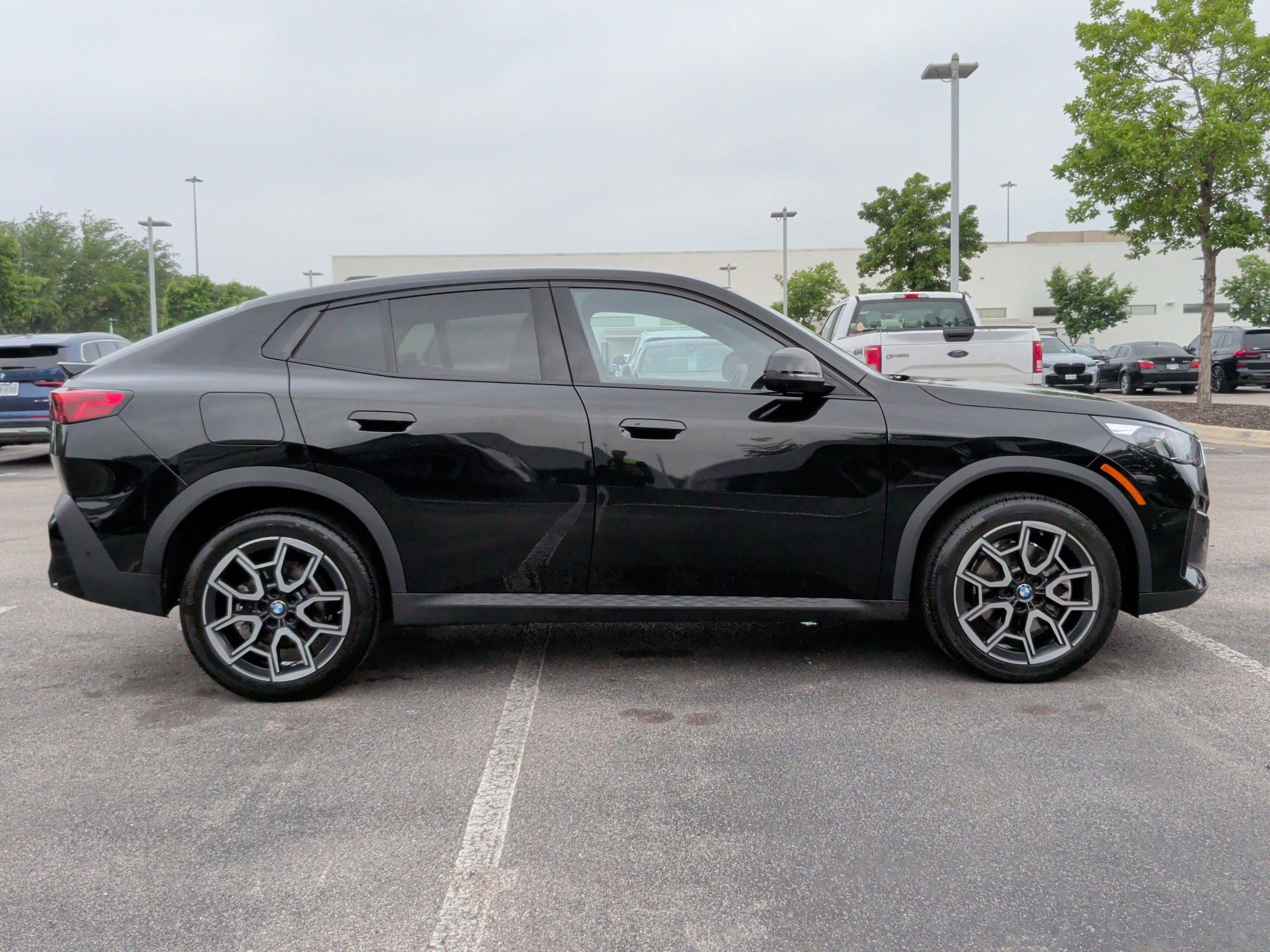 2026 BMW X2 xDrive28i photo 5