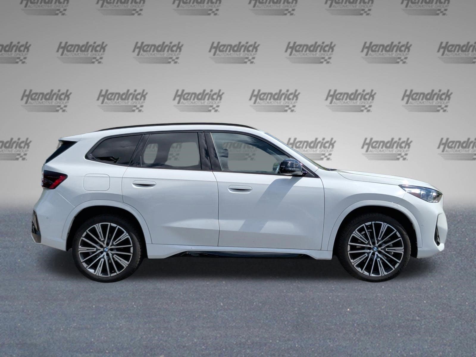 2023 BMW X1 xDrive28i photo 5