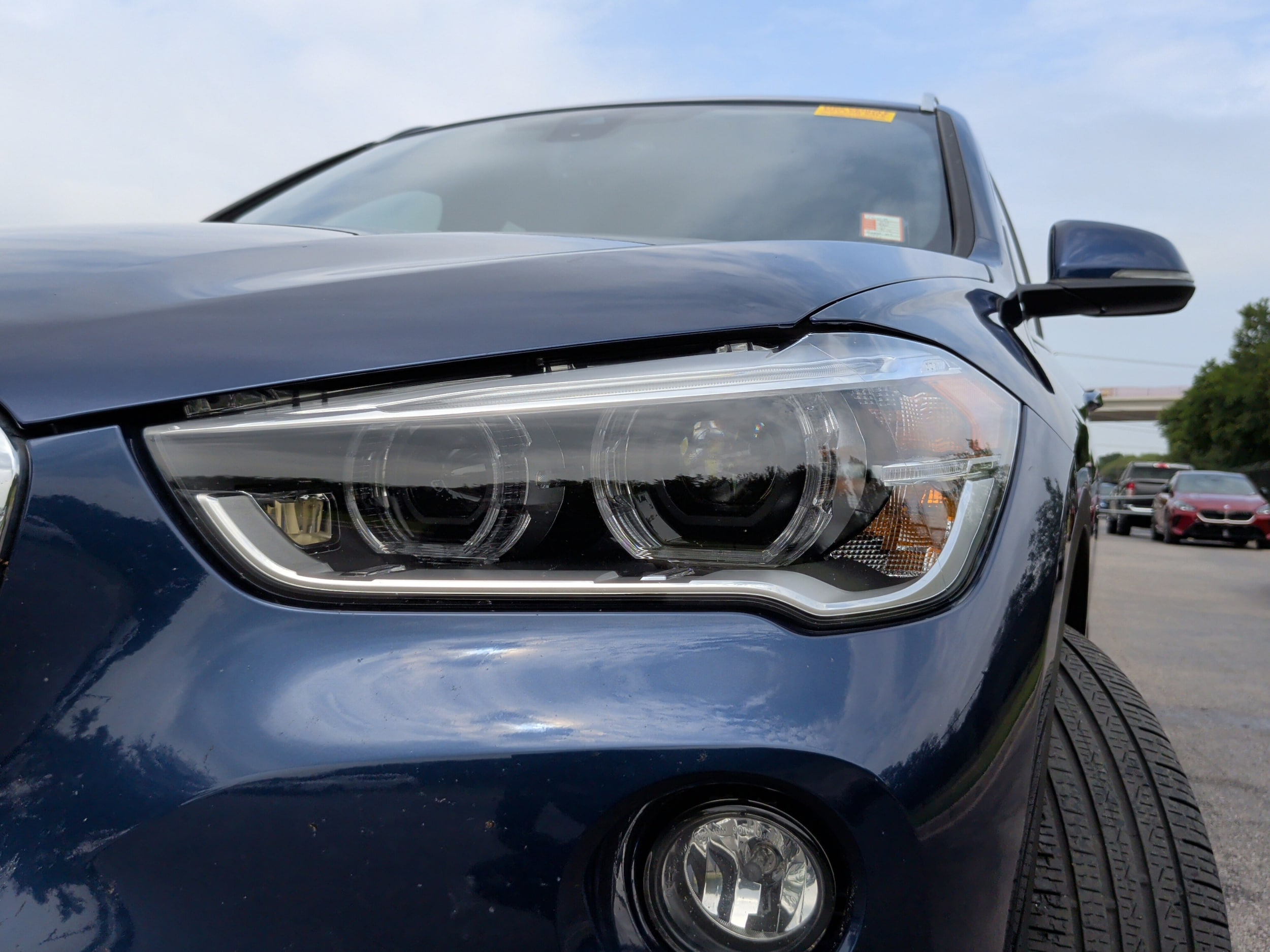 2019 BMW X1 sDrive28i photo 2