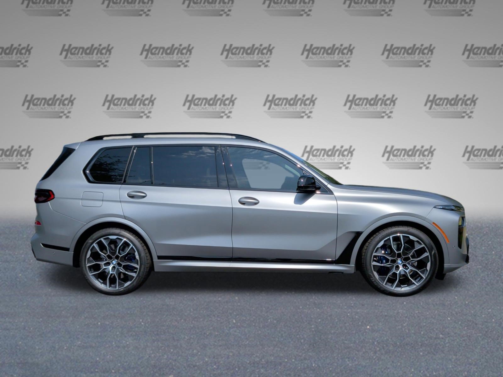 2027 BMW X7 M60i