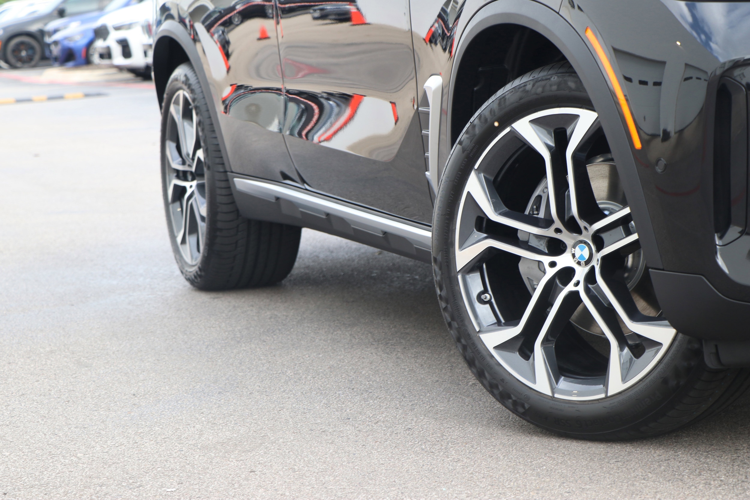 2026 BMW X5 sDrive40i photo 2