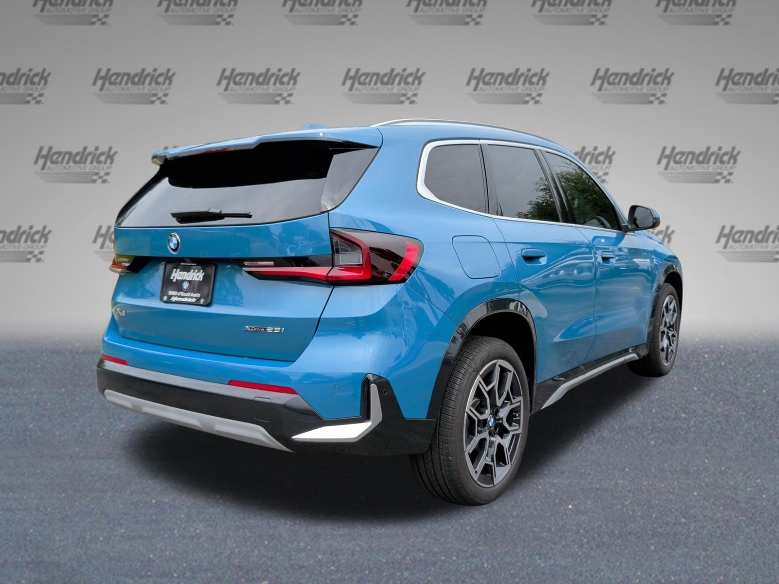 2025 BMW X1 xDrive28i photo 6