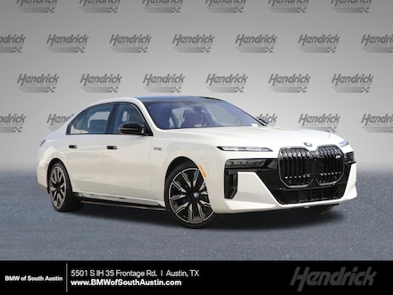 2025 BMW i7 M70 Sedan