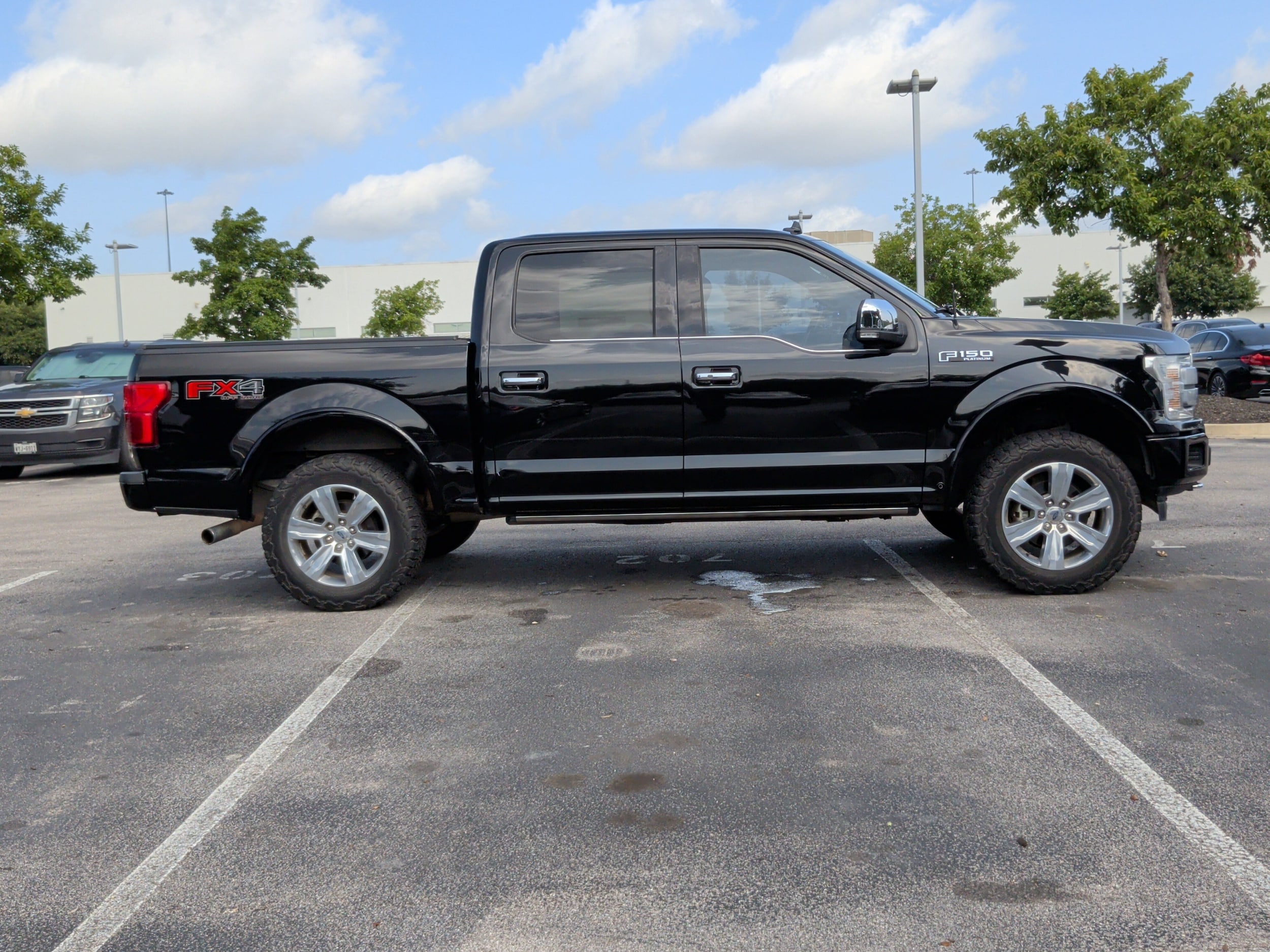 Ford F-150 Platinum 4WD SuperCrew