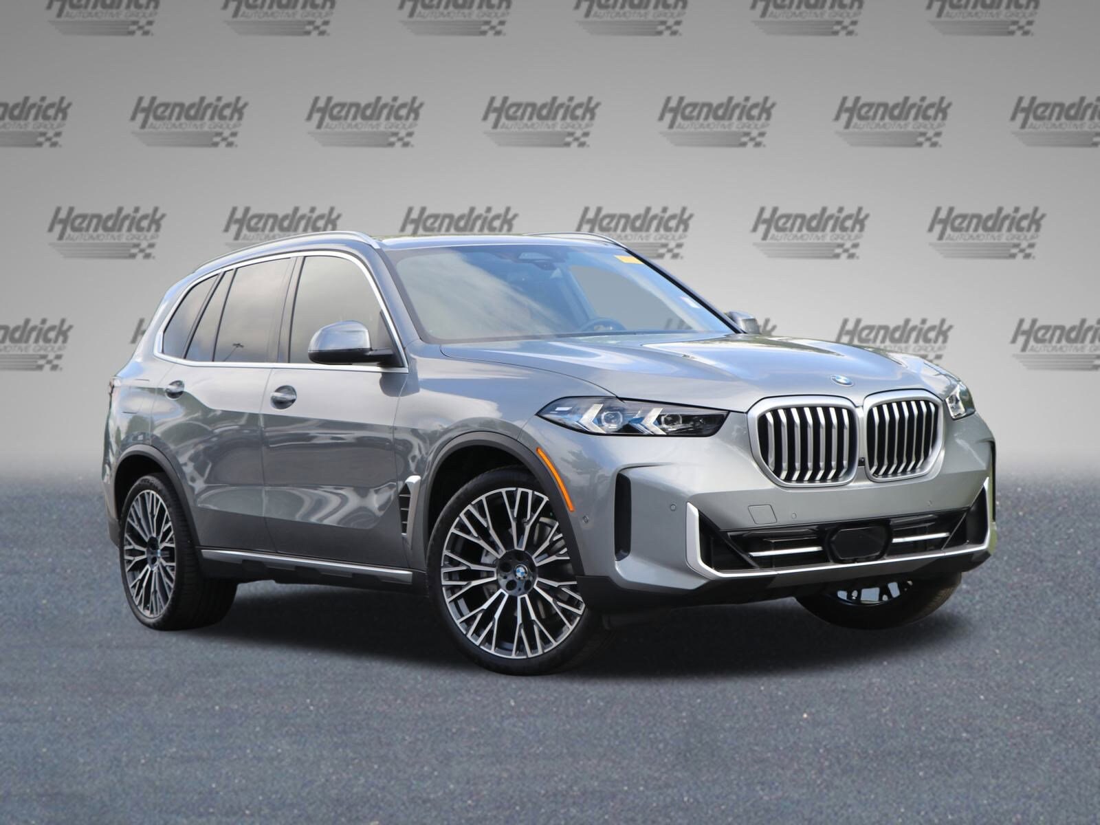Used 2024 BMW X5 40i with VIN 5UX23EU04R9U65931 for sale in Austin, TX