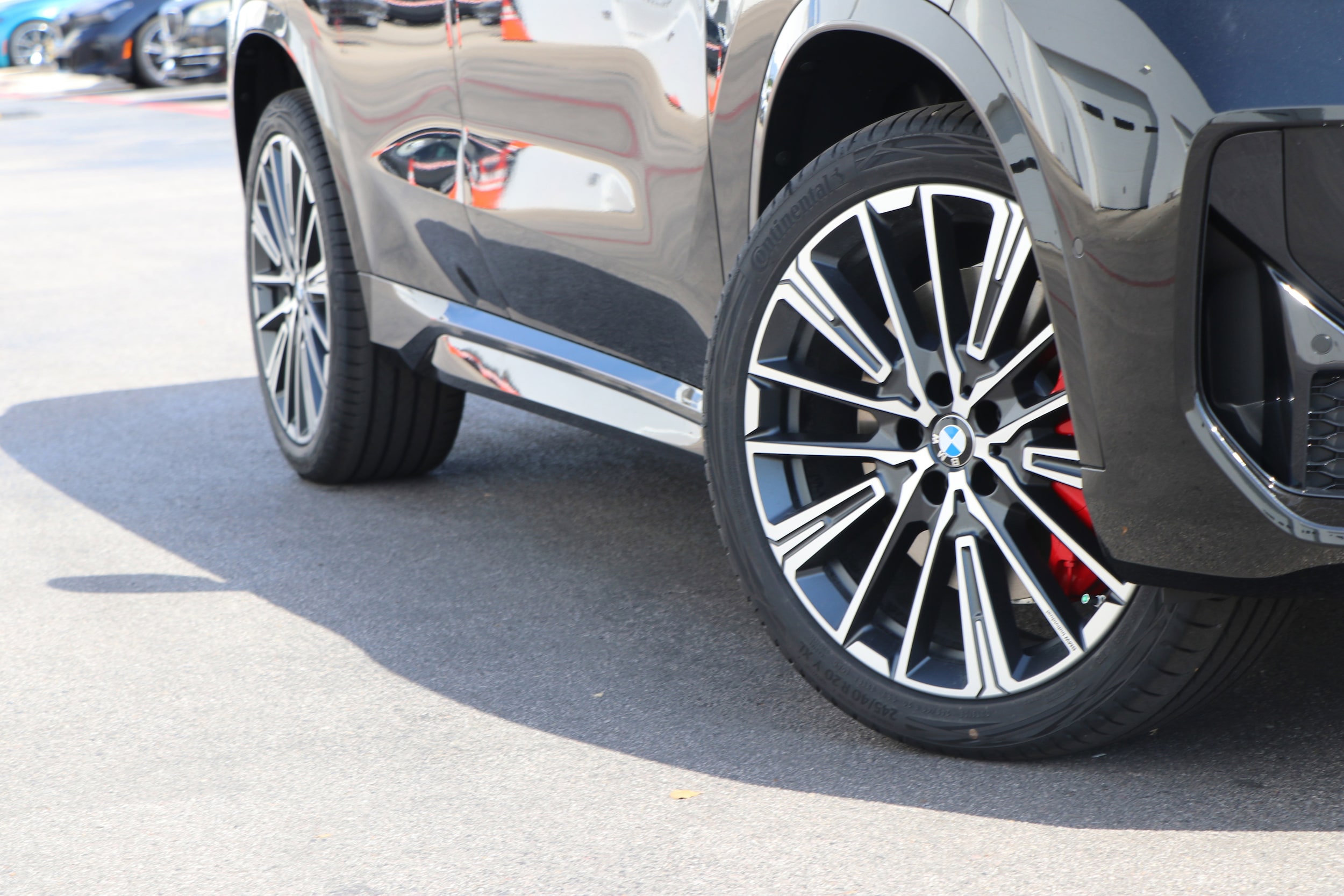 2025 BMW X1 xDrive28i photo 2