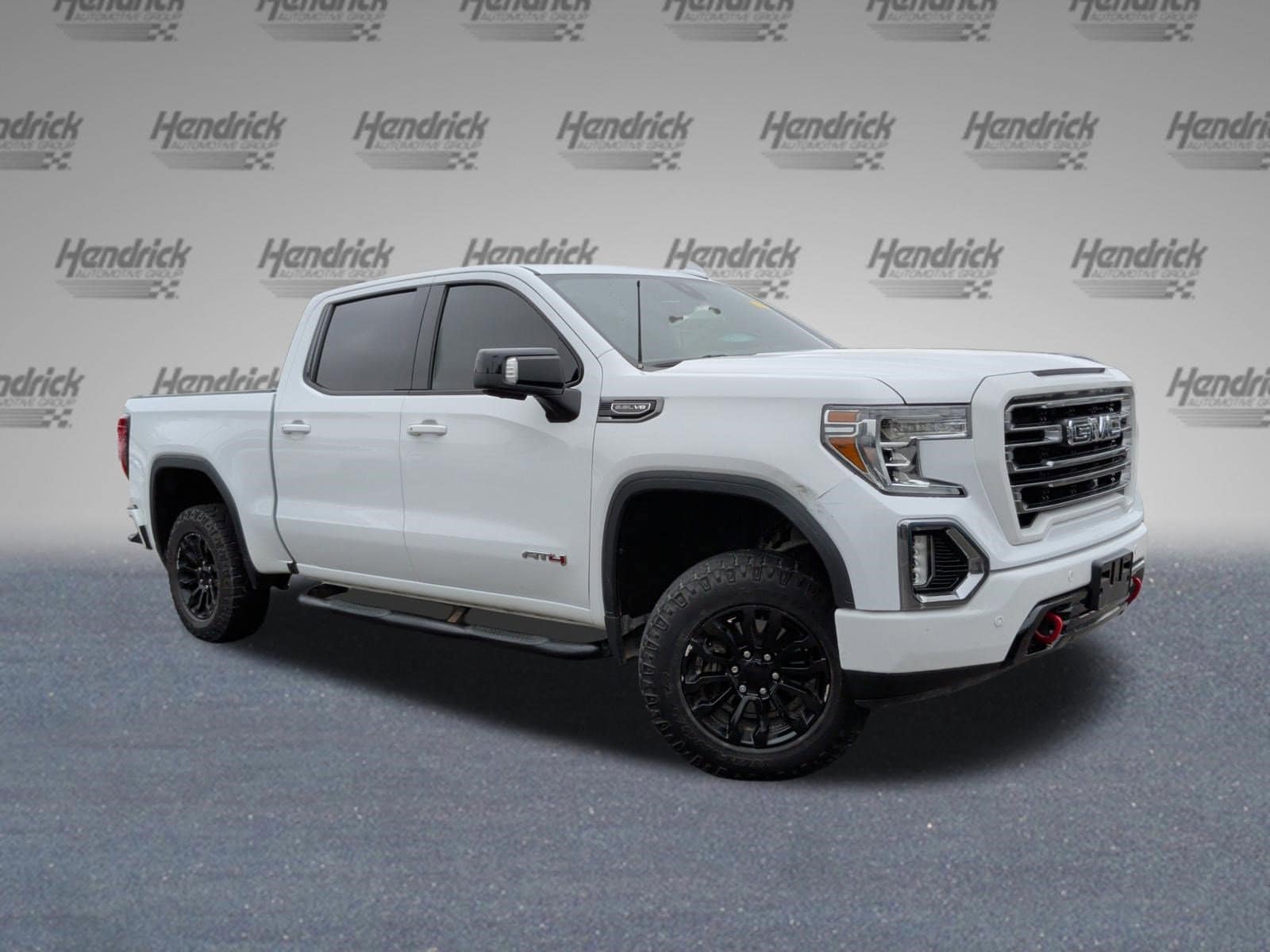 GMC Sierra 1500 AT4 4WD Crew Cab