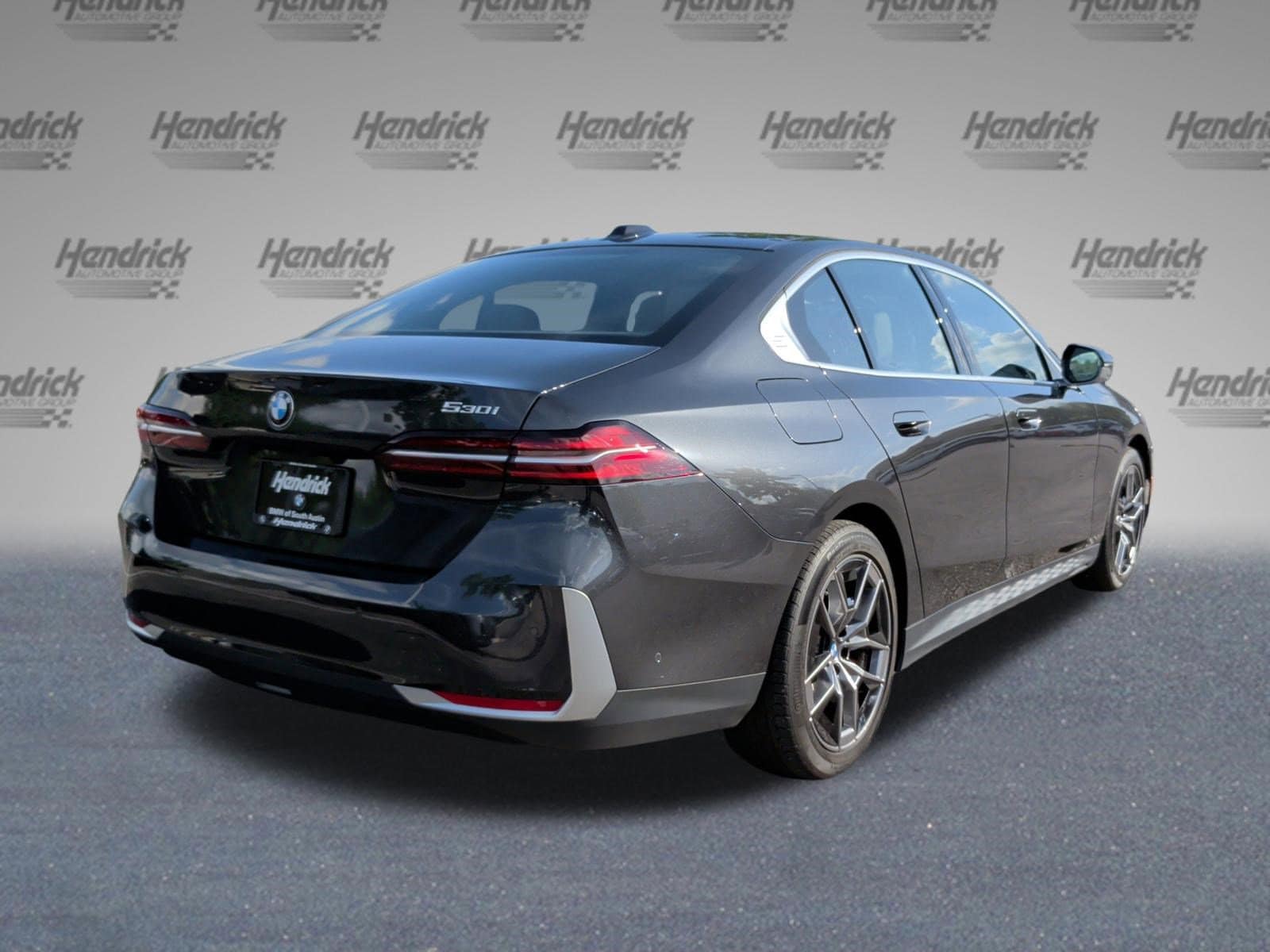 2026 BMW 530i 530i photo 6