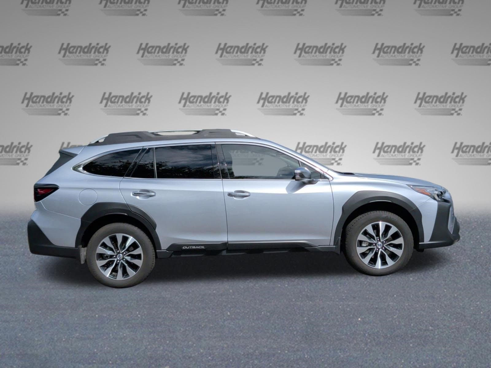 2025 Subaru Outback Touring XT photo 4