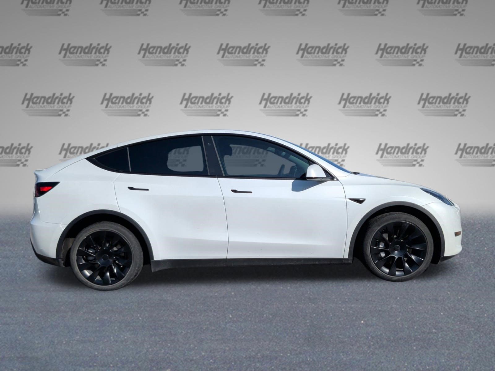 2022 Tesla Model Y Long Range photo 4