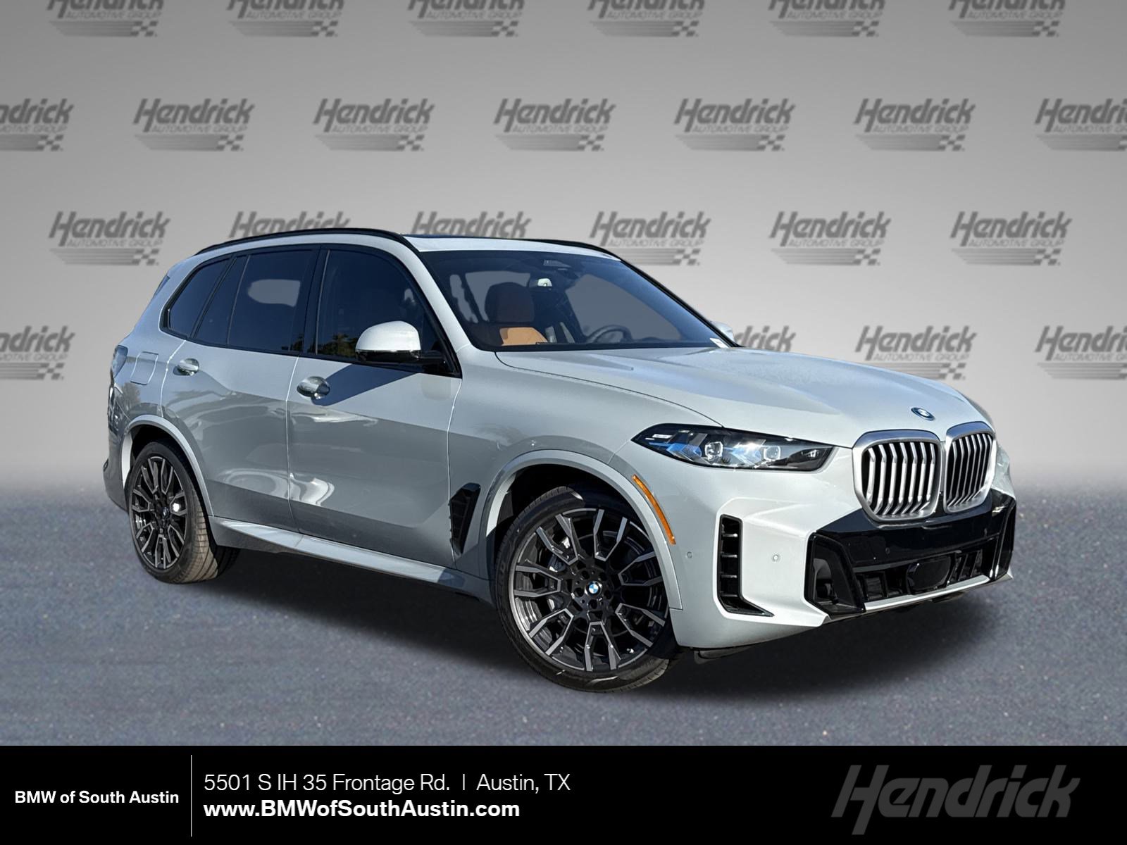2026 BMW X5 50e's photo