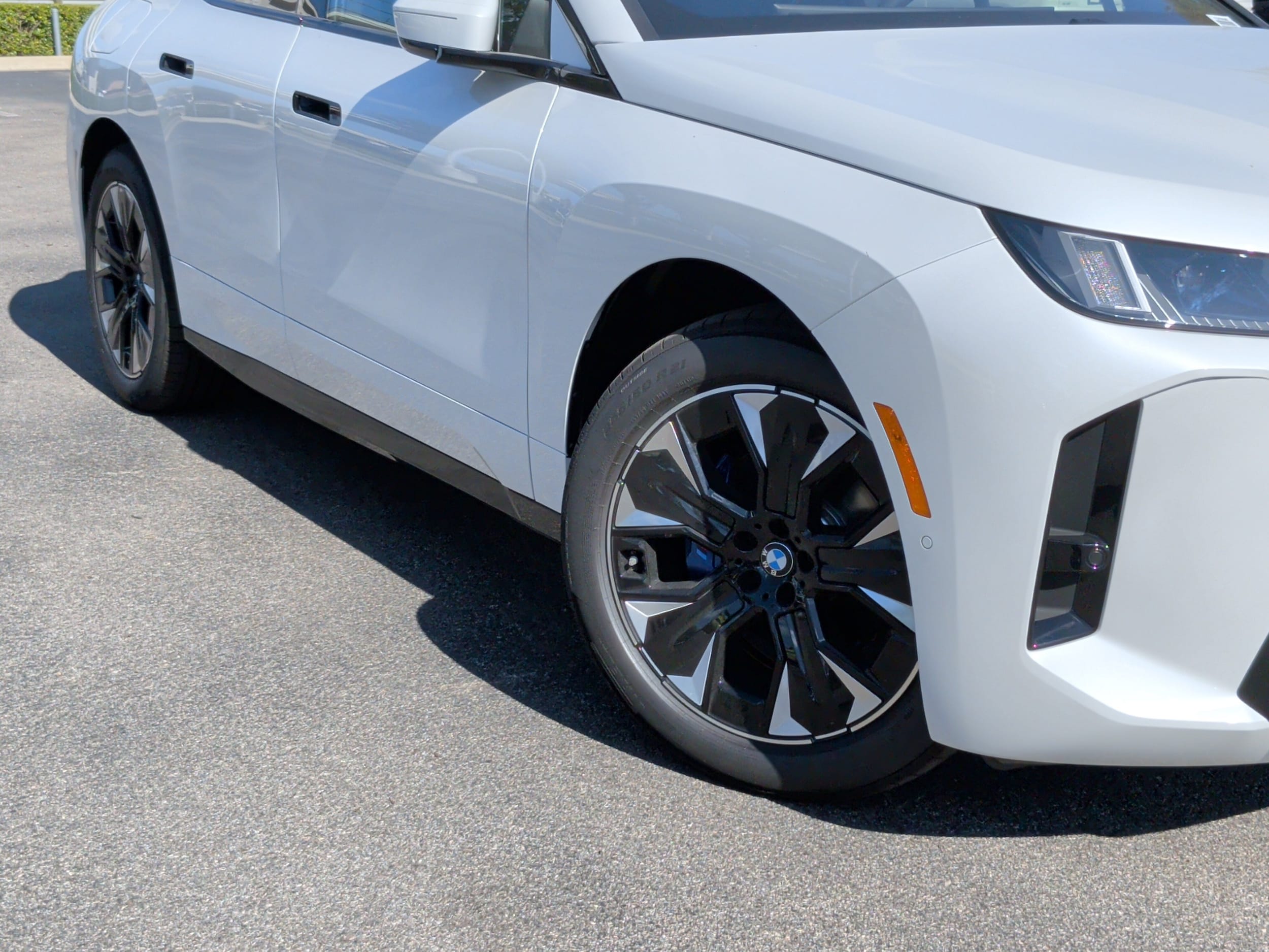 BMW IX XDrive45