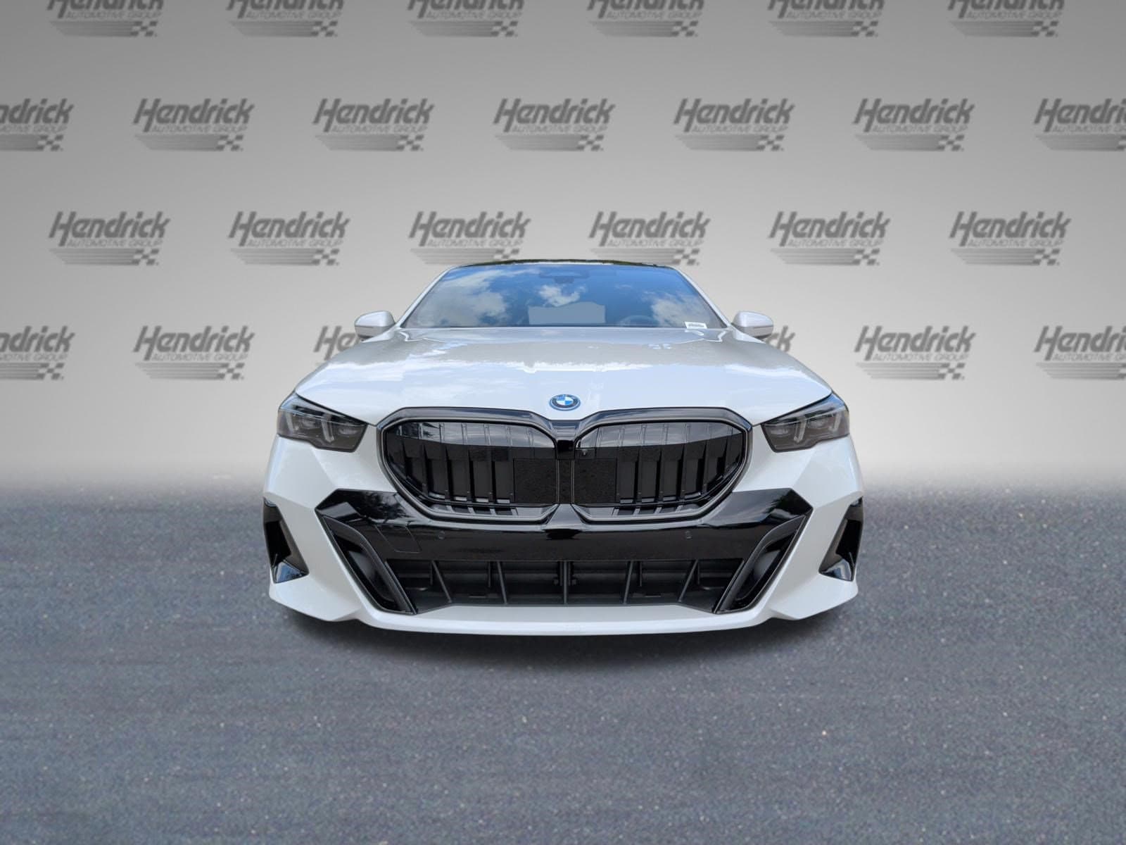2027 BMW 5 Series 550e XDrive