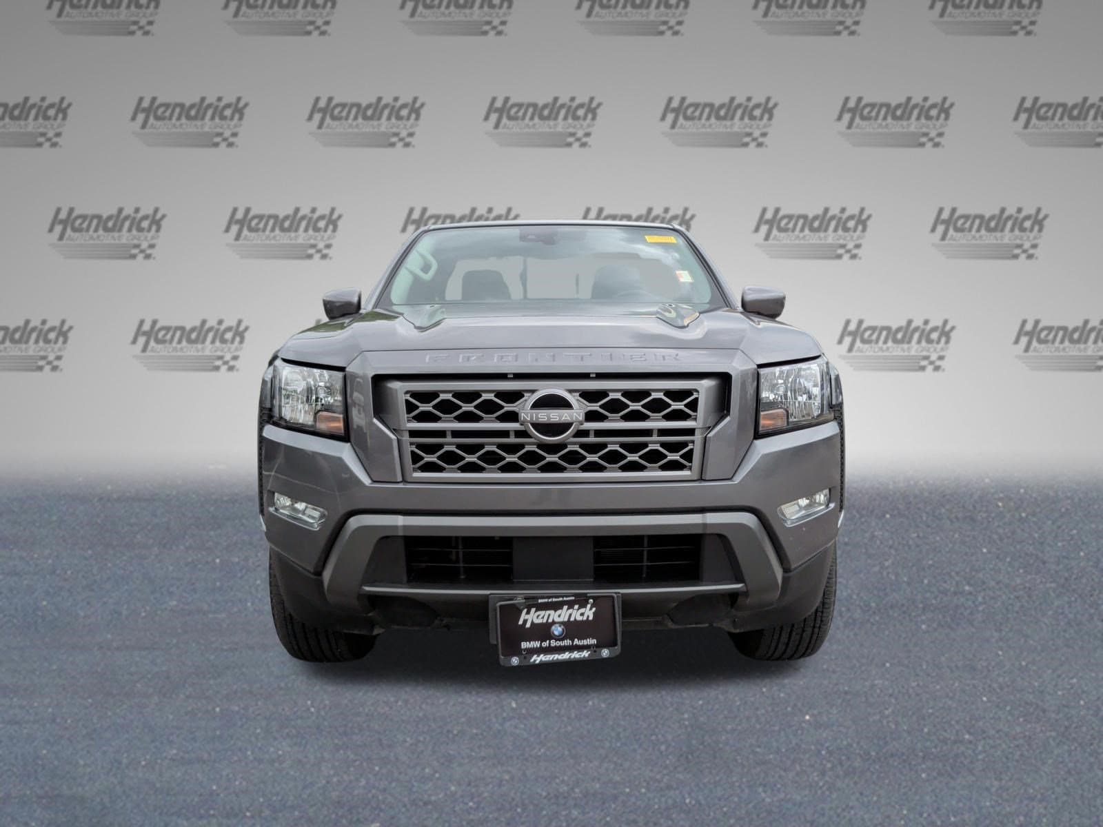 Nissan Frontier SV