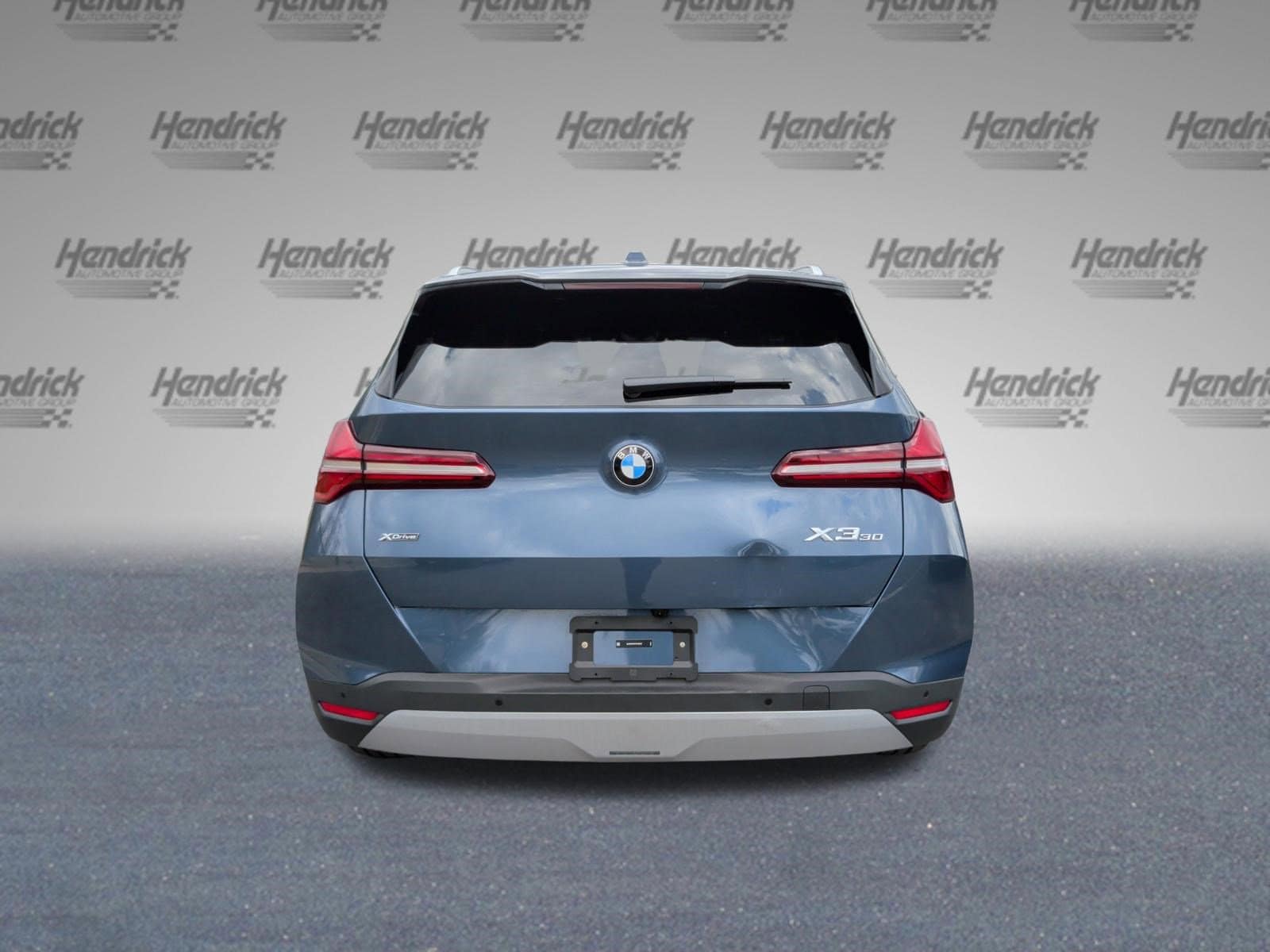 2026 BMW X3 30 xDrive photo 3