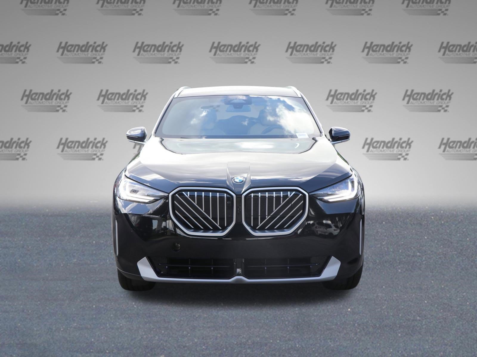 2025 BMW X3 30 xDrive photo 3